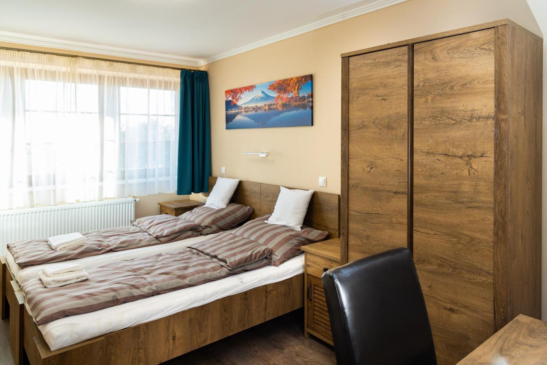 Double or Twin Room photo 2