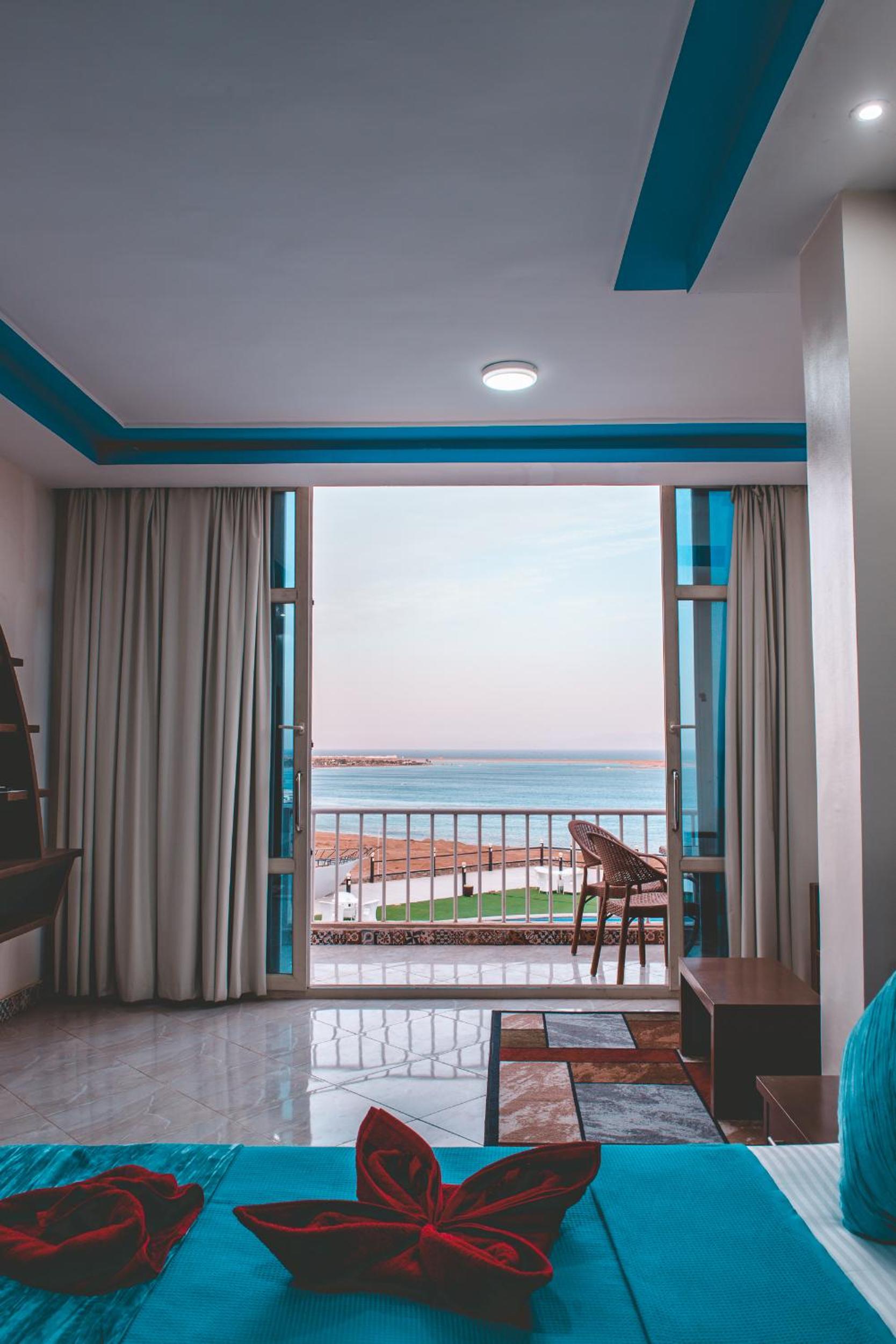 Studio with Sea View - Photo 9