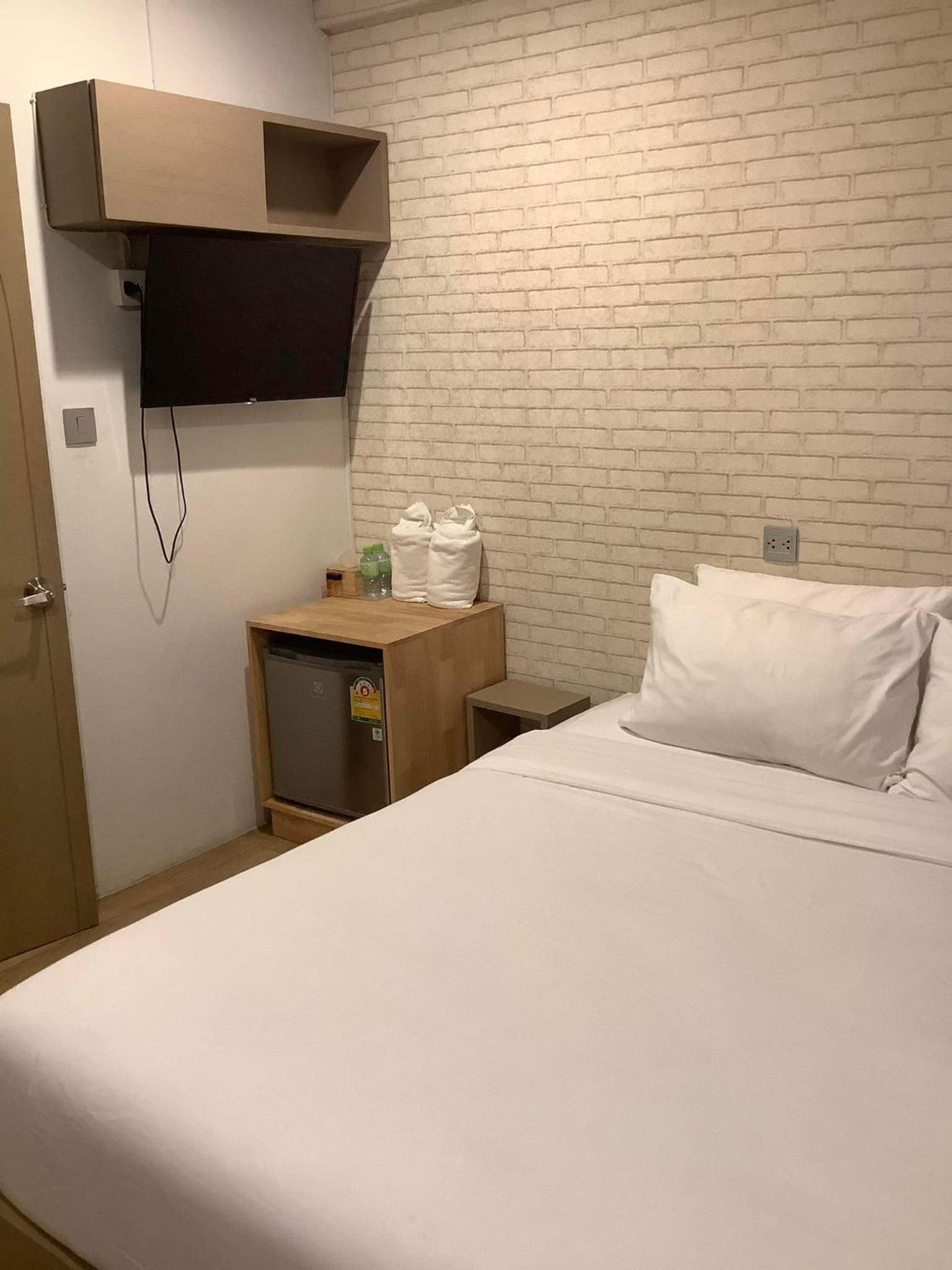 Deluxe Queen Room photo 2