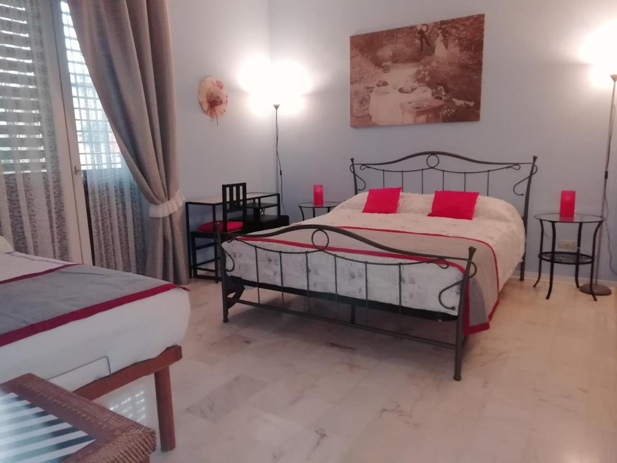 Quadruple Room with Balcony photo 3