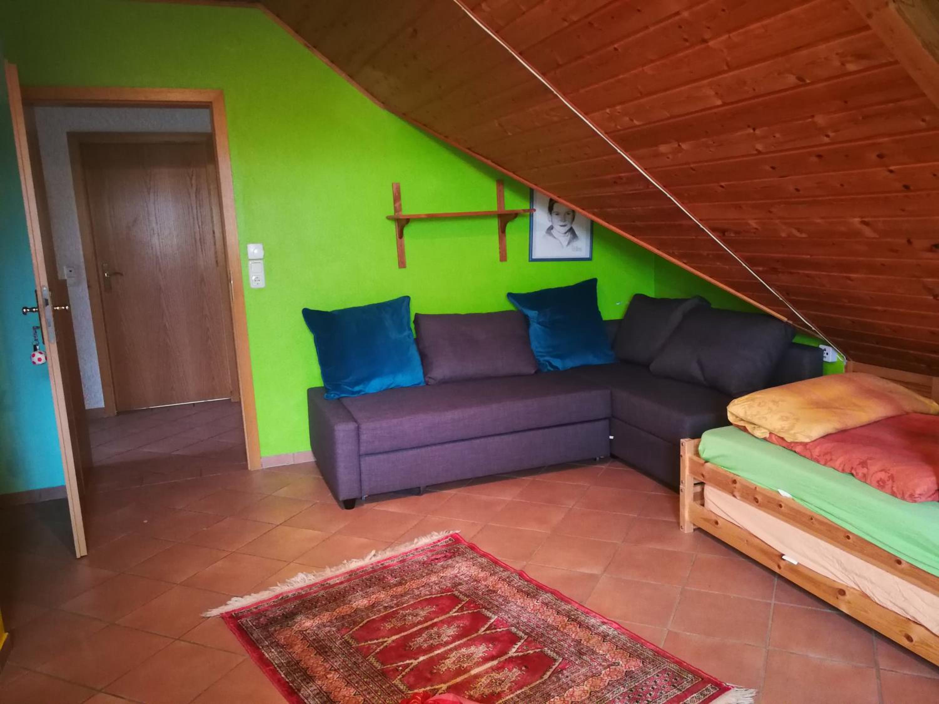 Quadruple Room with Balcony - Photo 2