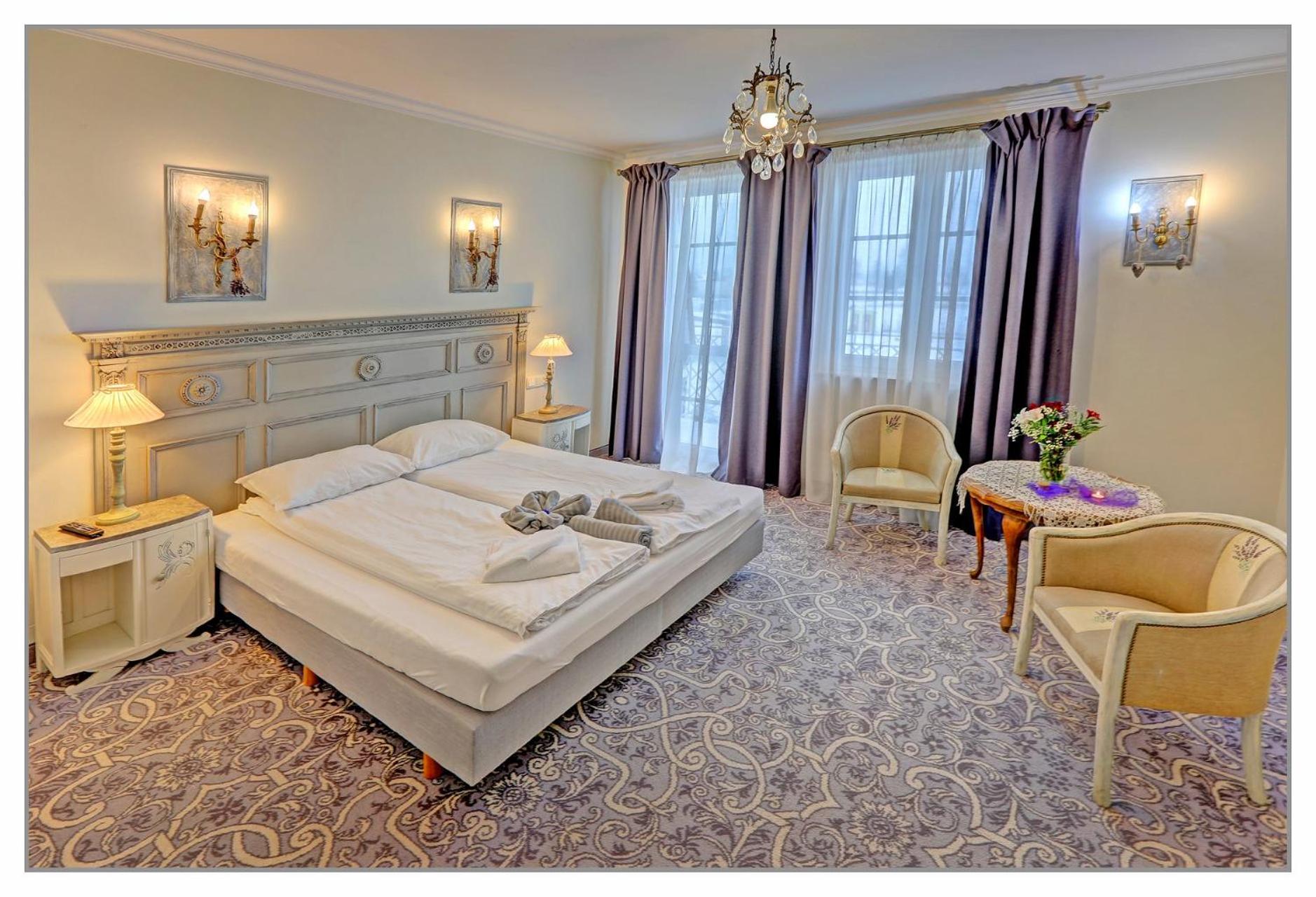 Large Double Room photo 3