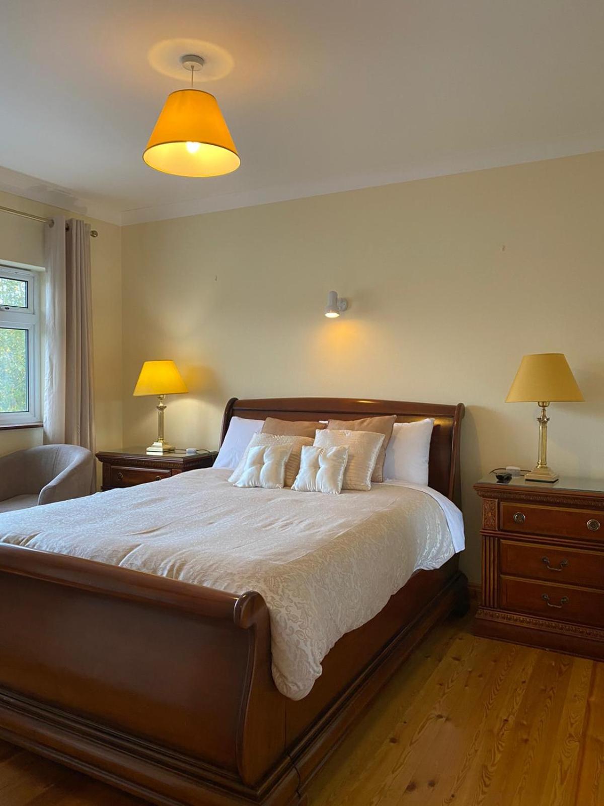 Superior King Room - Photo 5