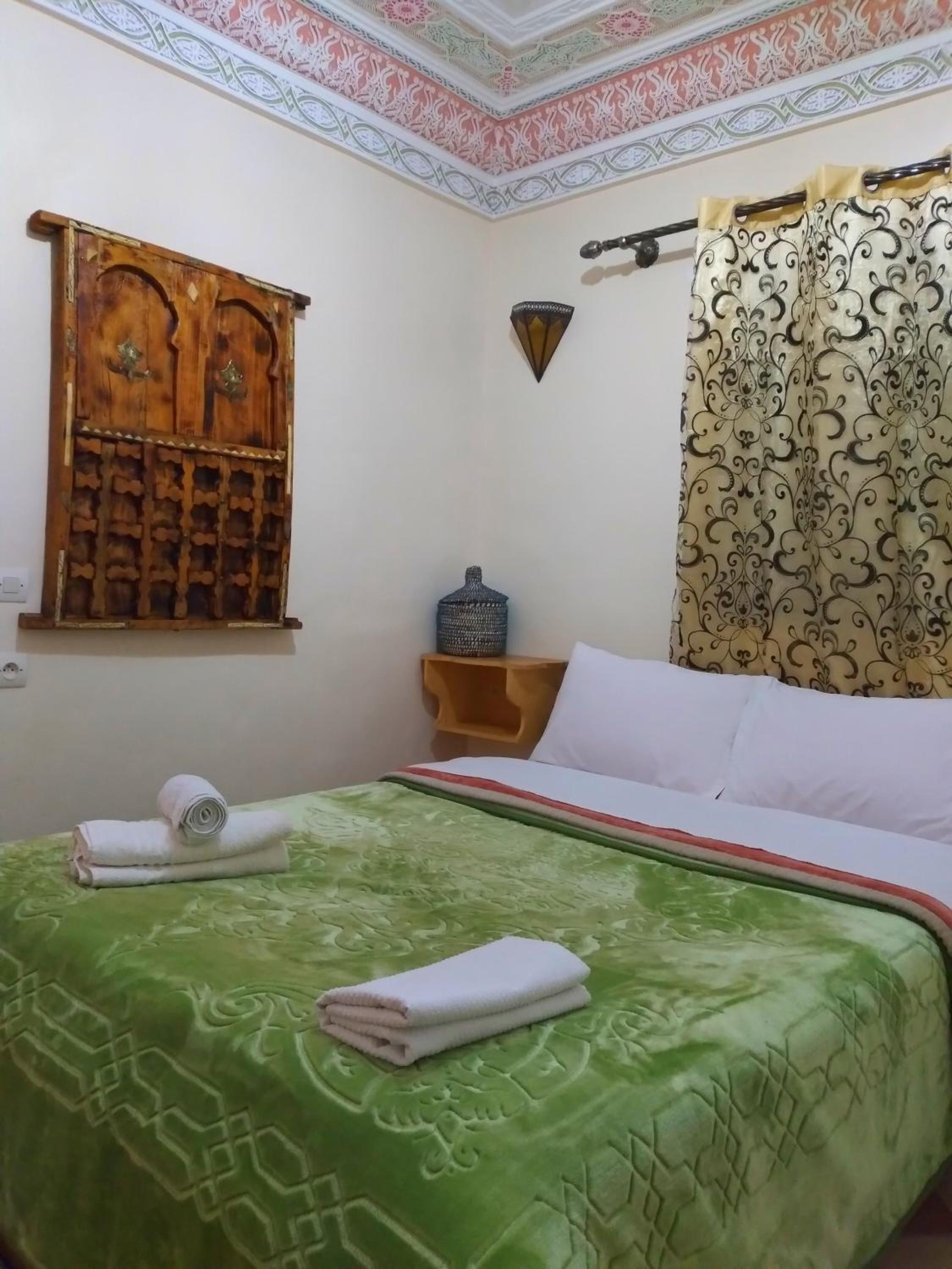Standard Double Room - Photo 3