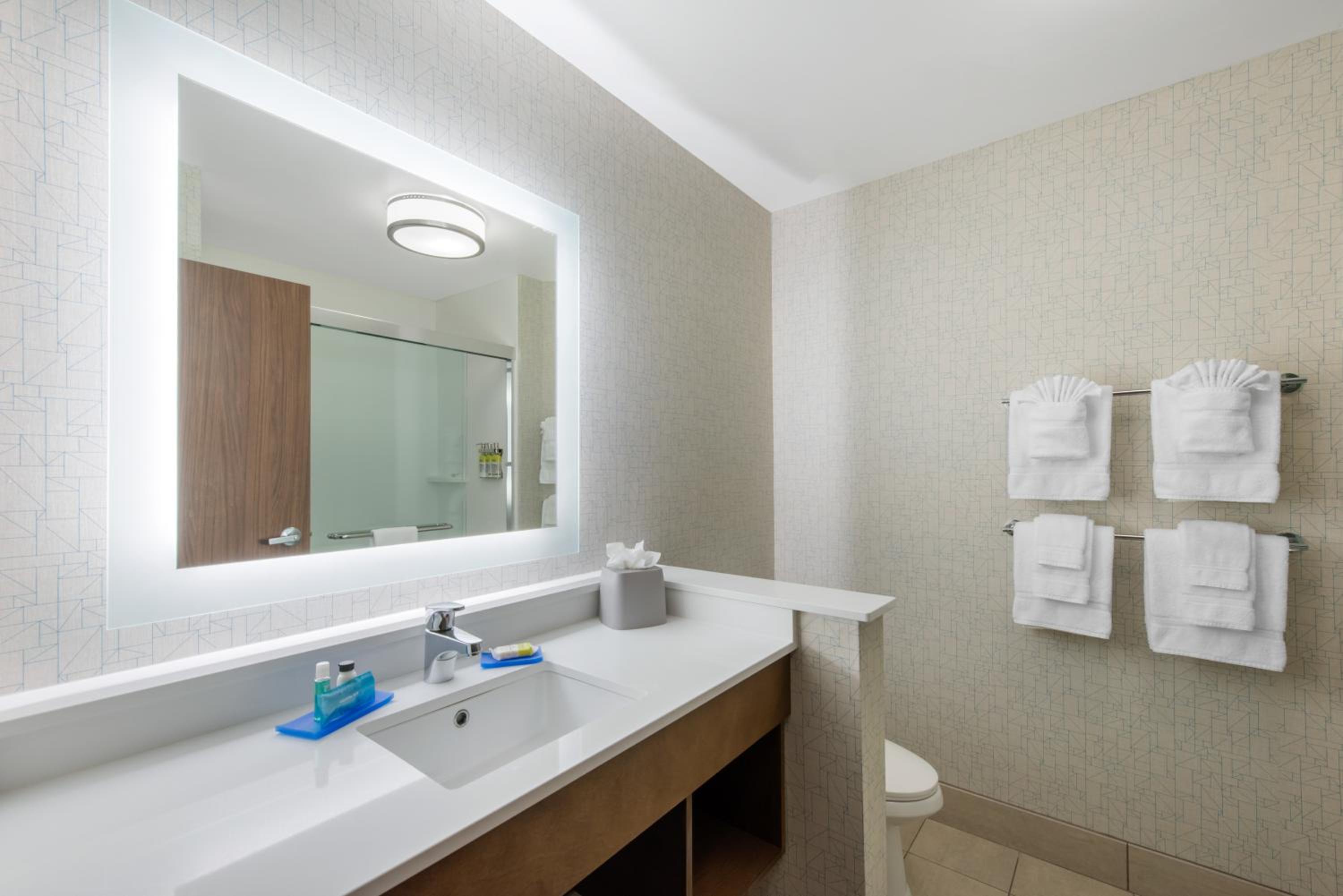 Other Suite - Non-Smoking photo 2