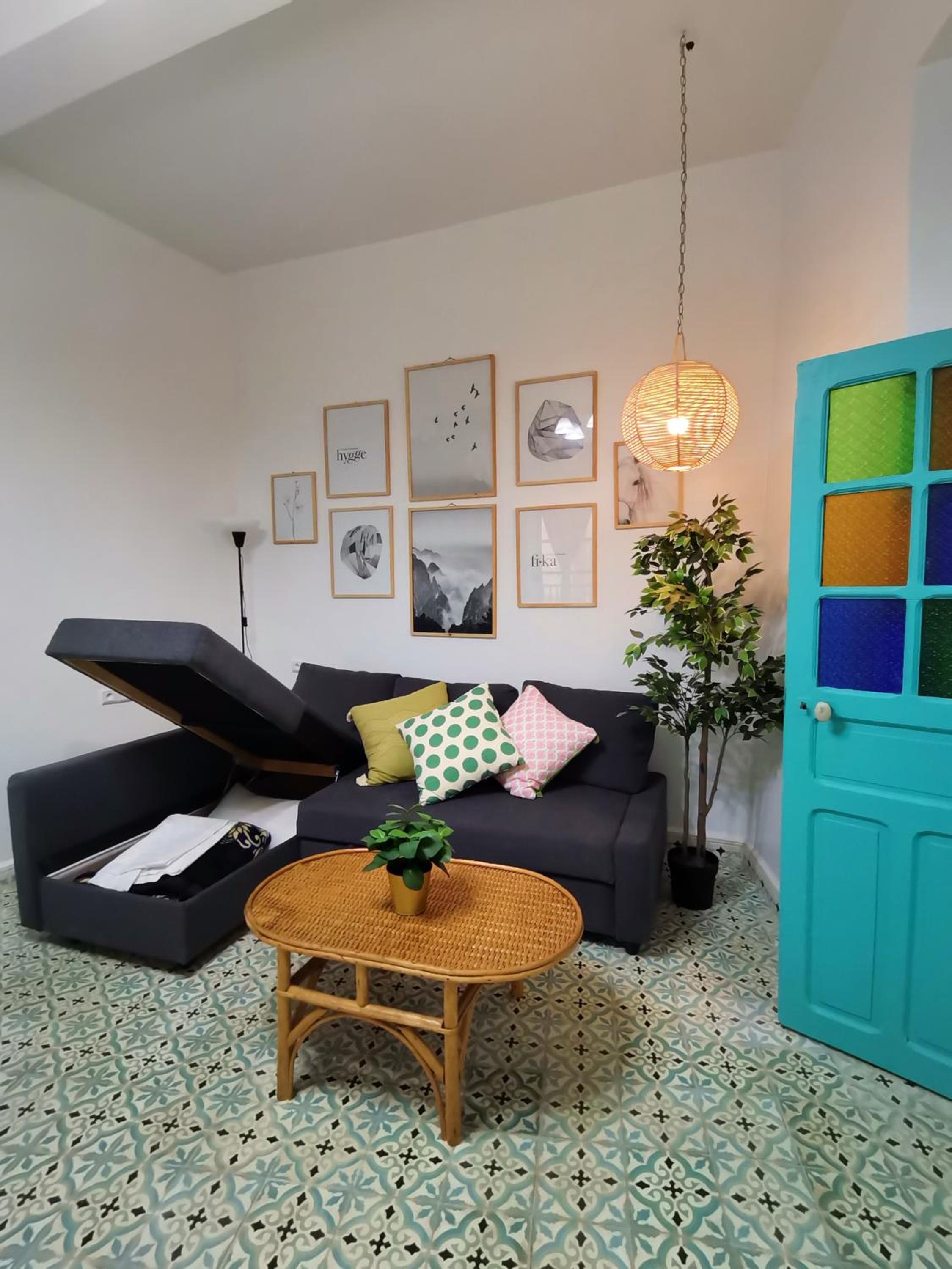 Two-Bedroom Apartment - Photo 24