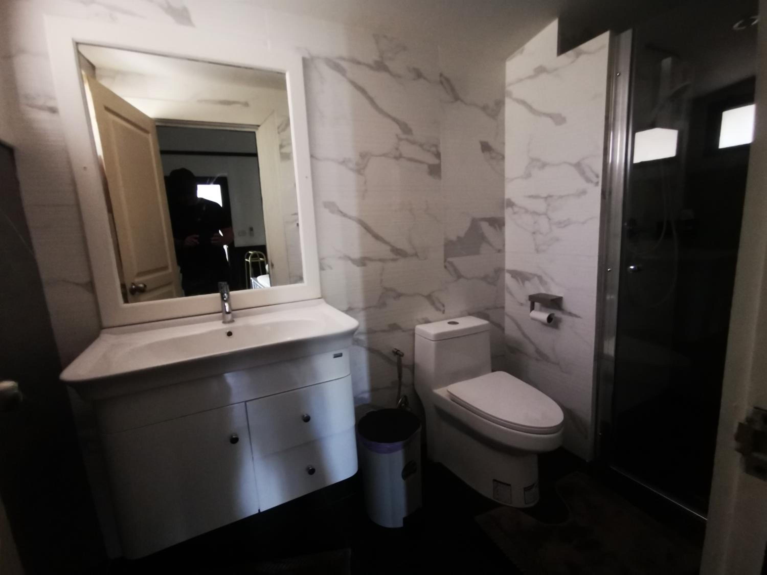 Three-Bedroom House - Photo 6