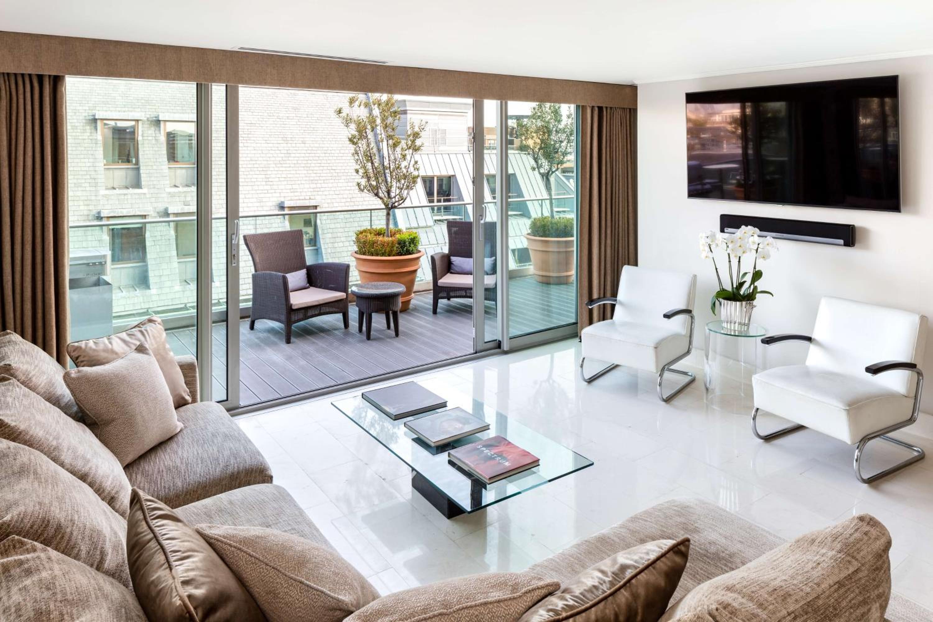 Two-Bedroom Suite