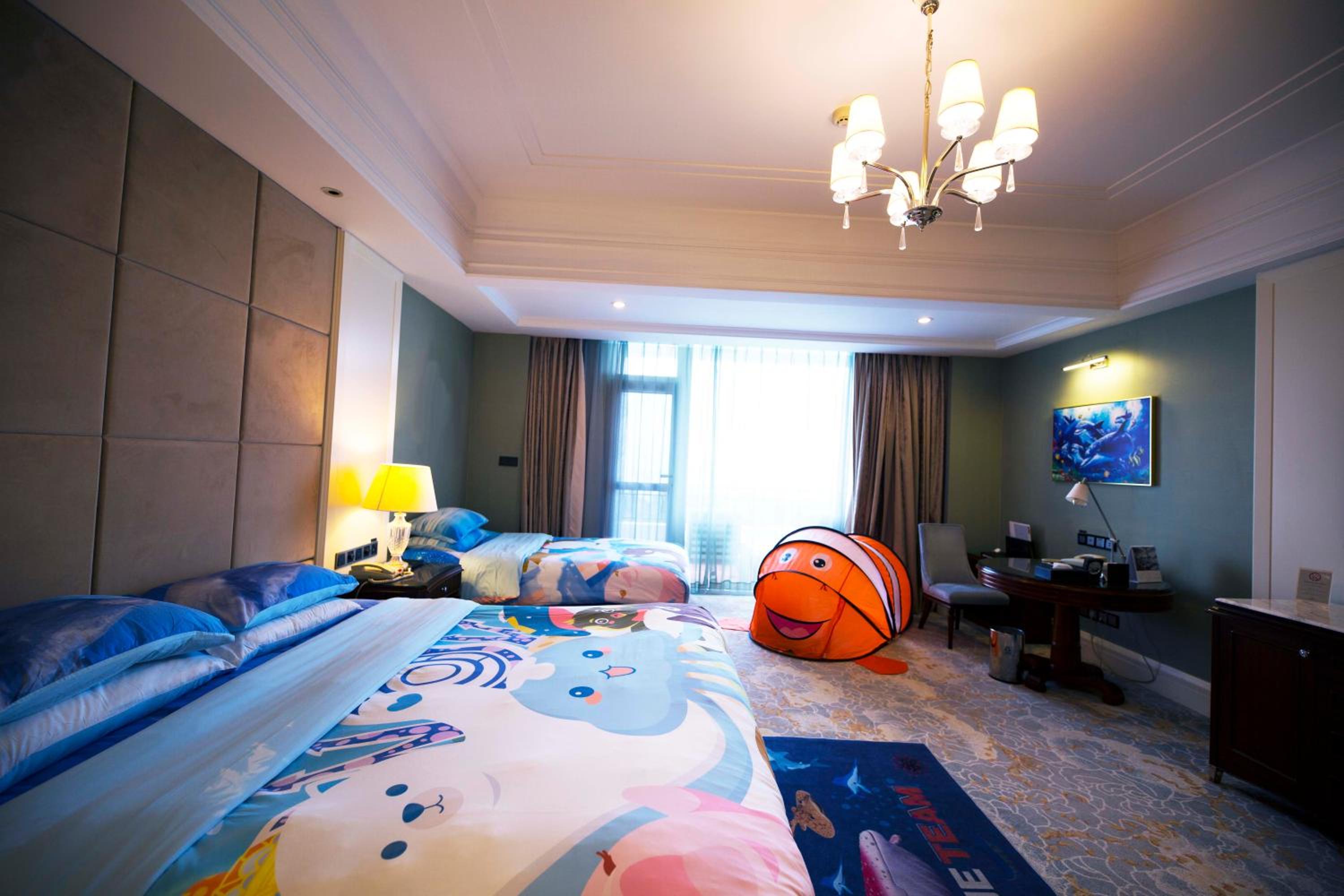 Parent-child theme Family Room with Sea View