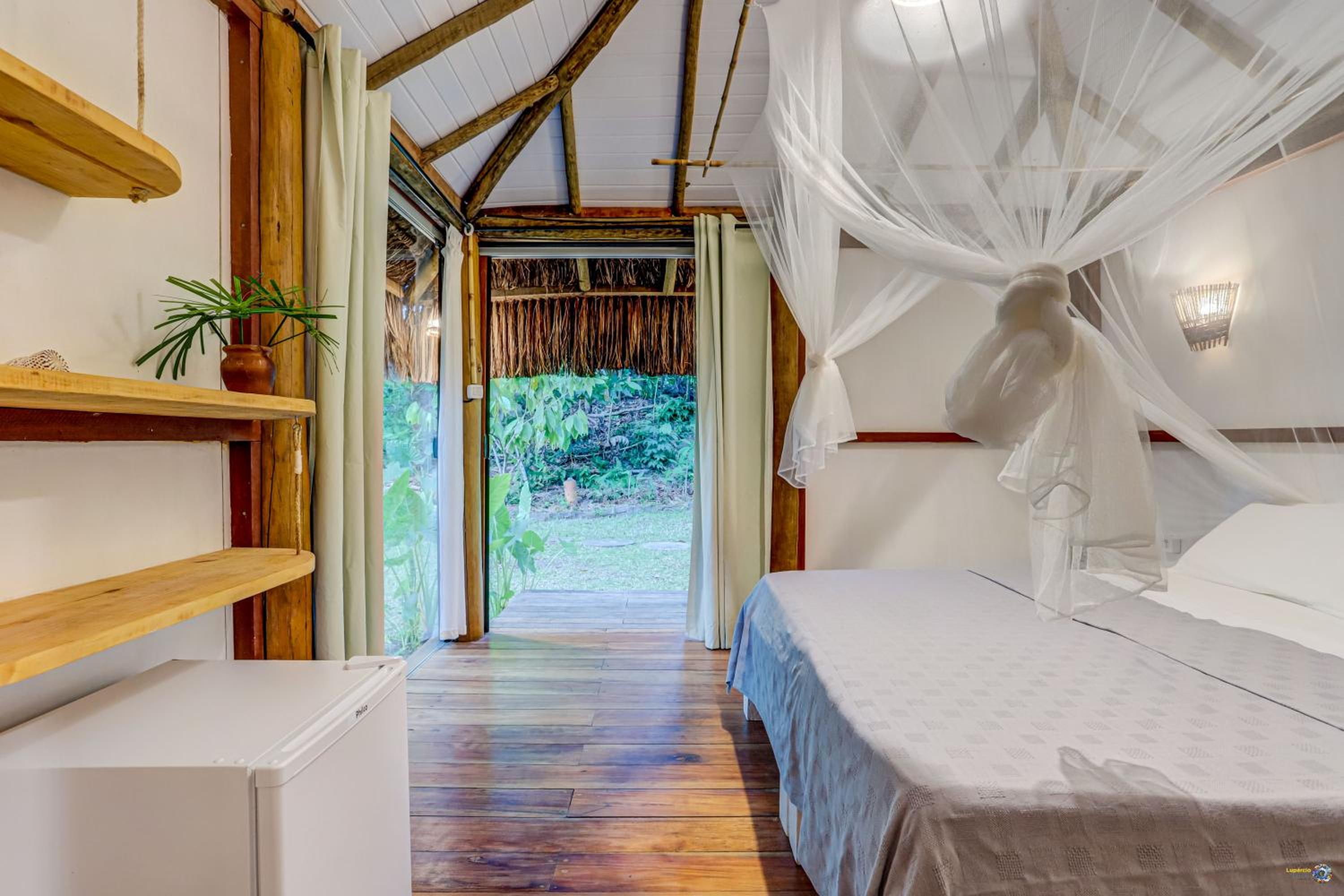 Double Room with Pool View photo 3