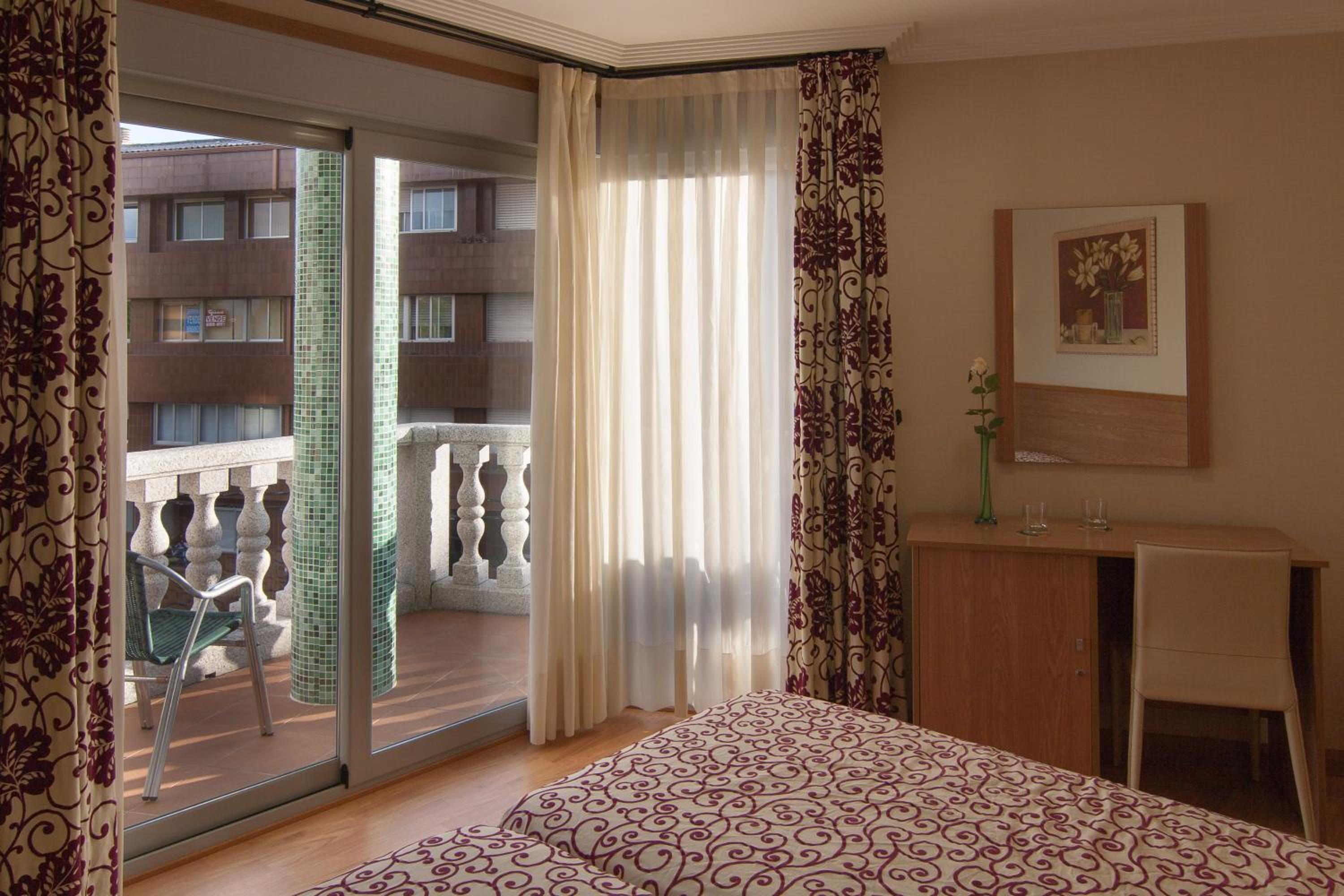 Superior Double or Twin Room - Photo 8