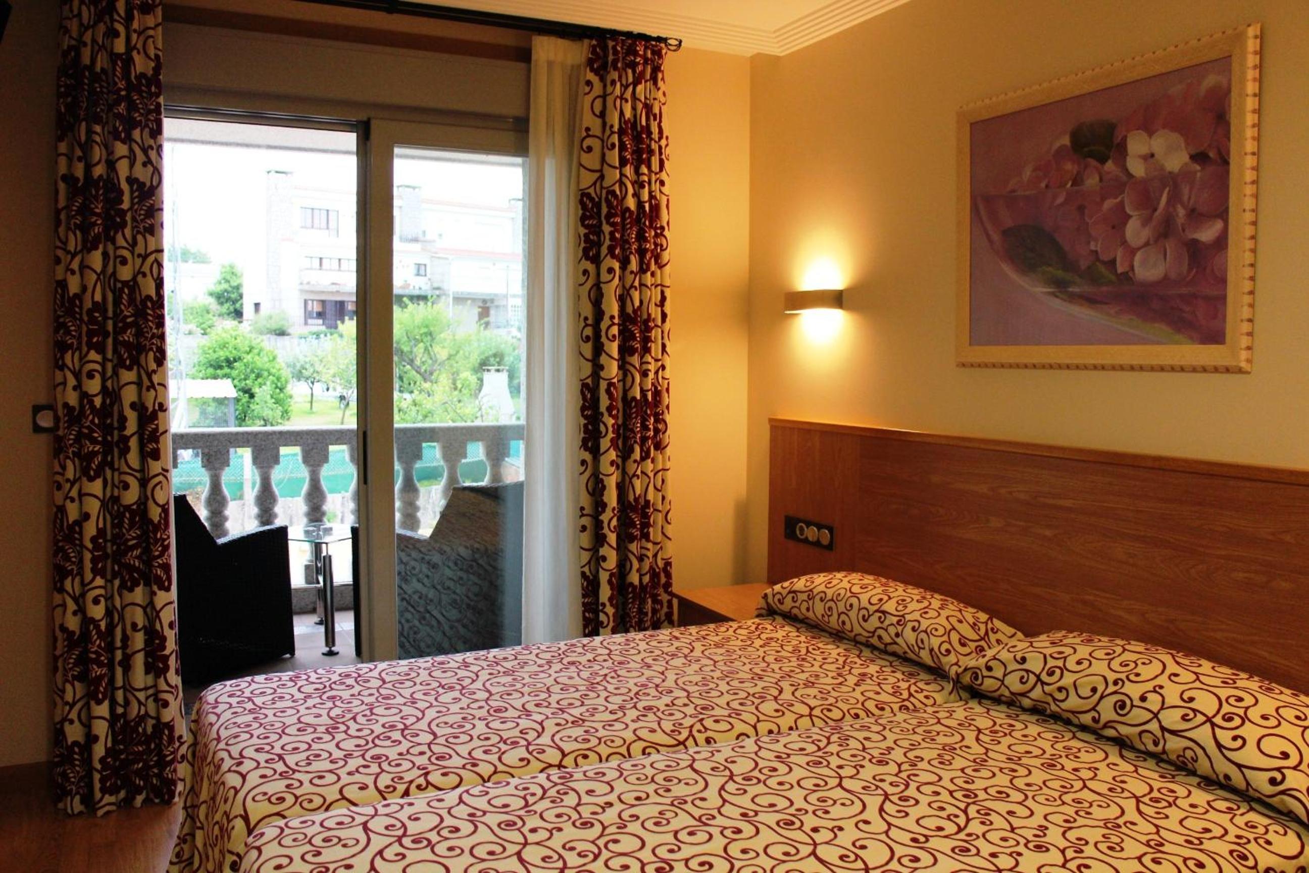 Superior Double or Twin Room - Photo 13