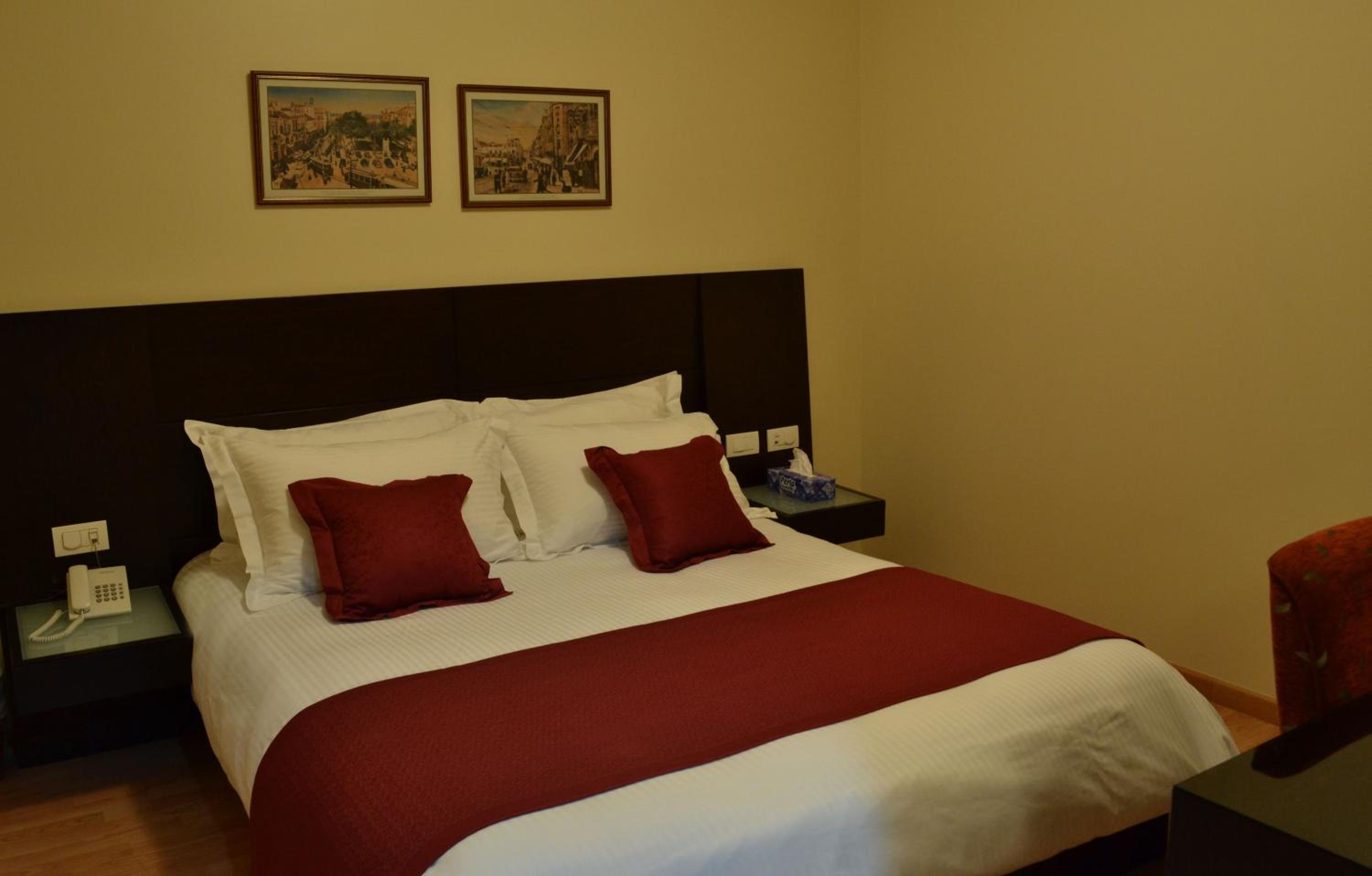 Executive Suite photo 1