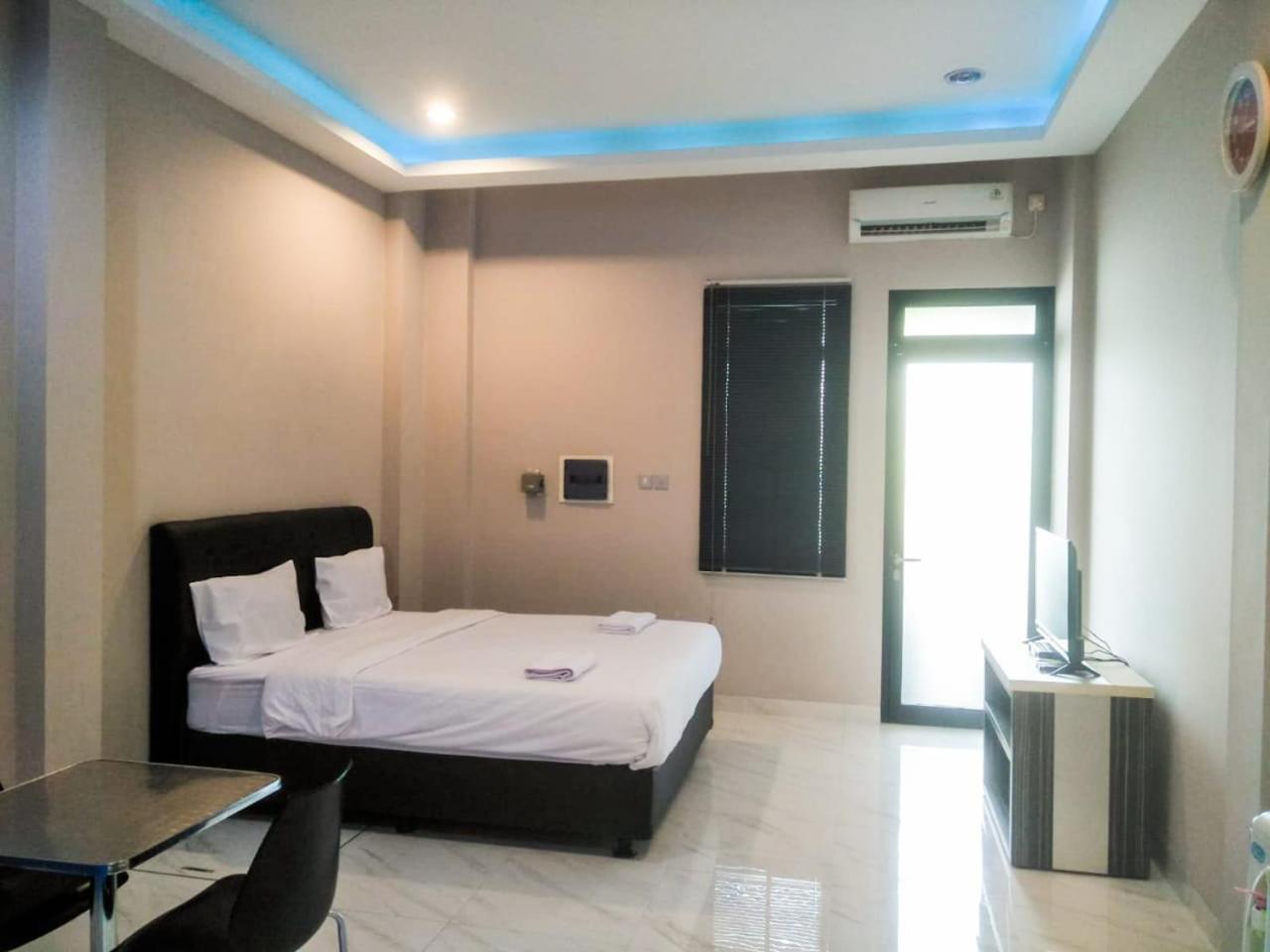 Double Room with Balcony and Sea View photo 1