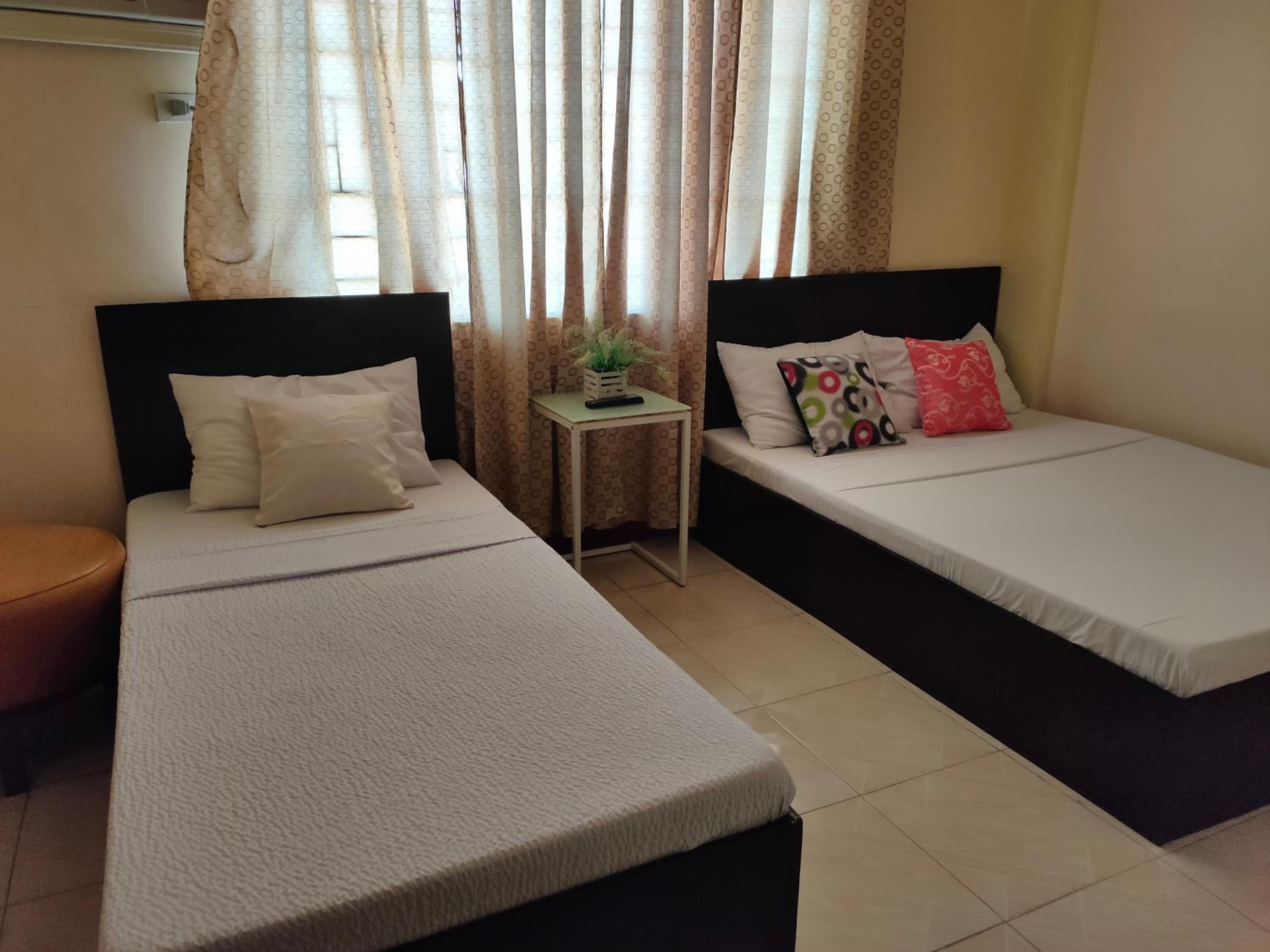 Deluxe Double or Twin Room photo 2