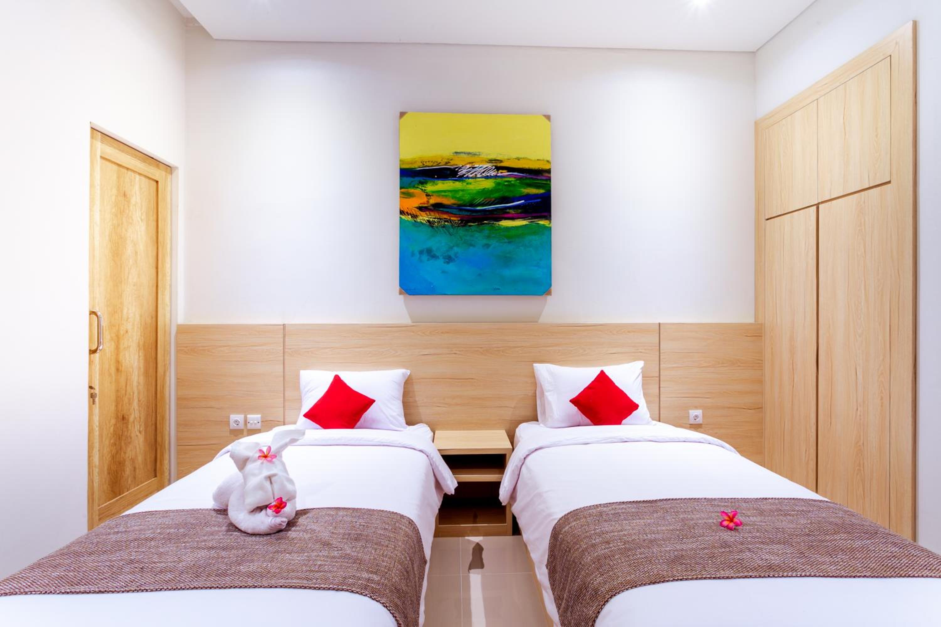 Deluxe Twin Room - Photo 1