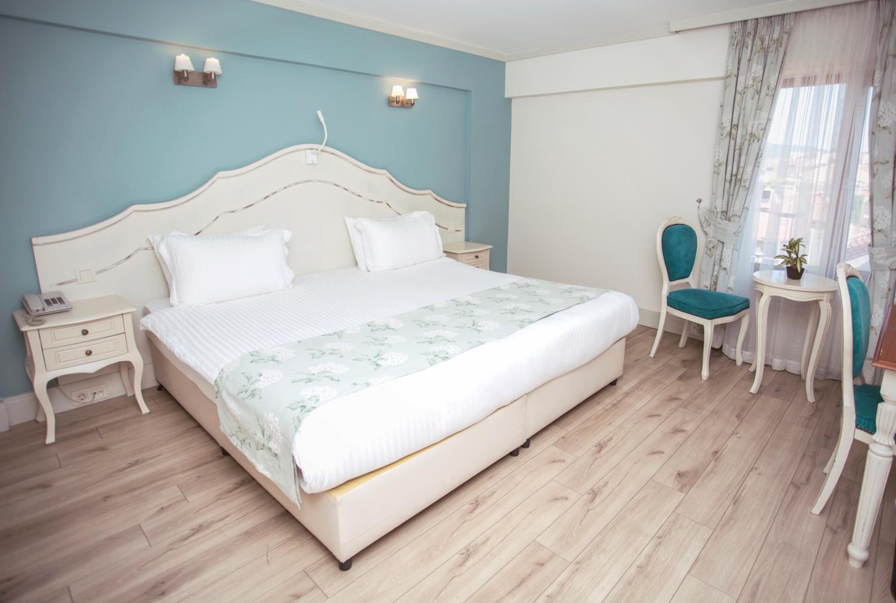 Standard Double Room photo 2