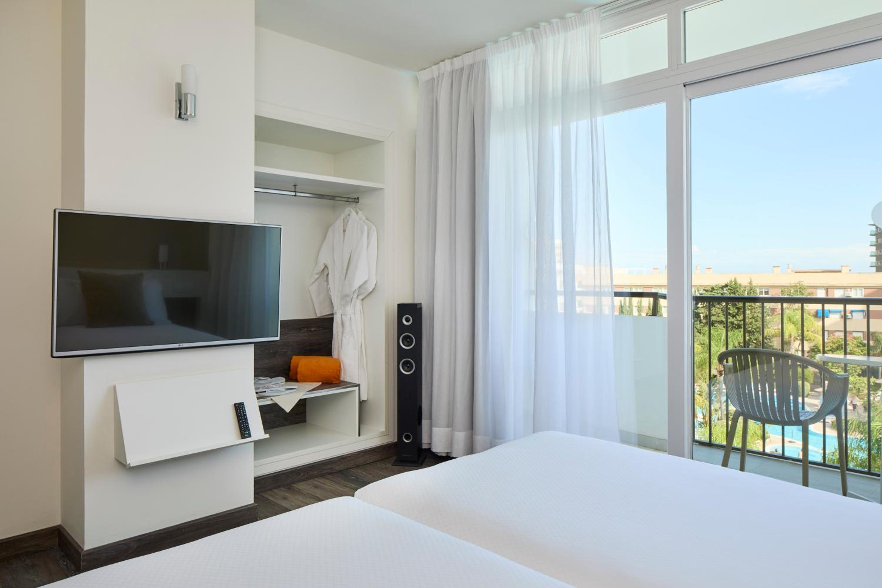 Suite Familiar Sol (2 adultos + 1 niño)