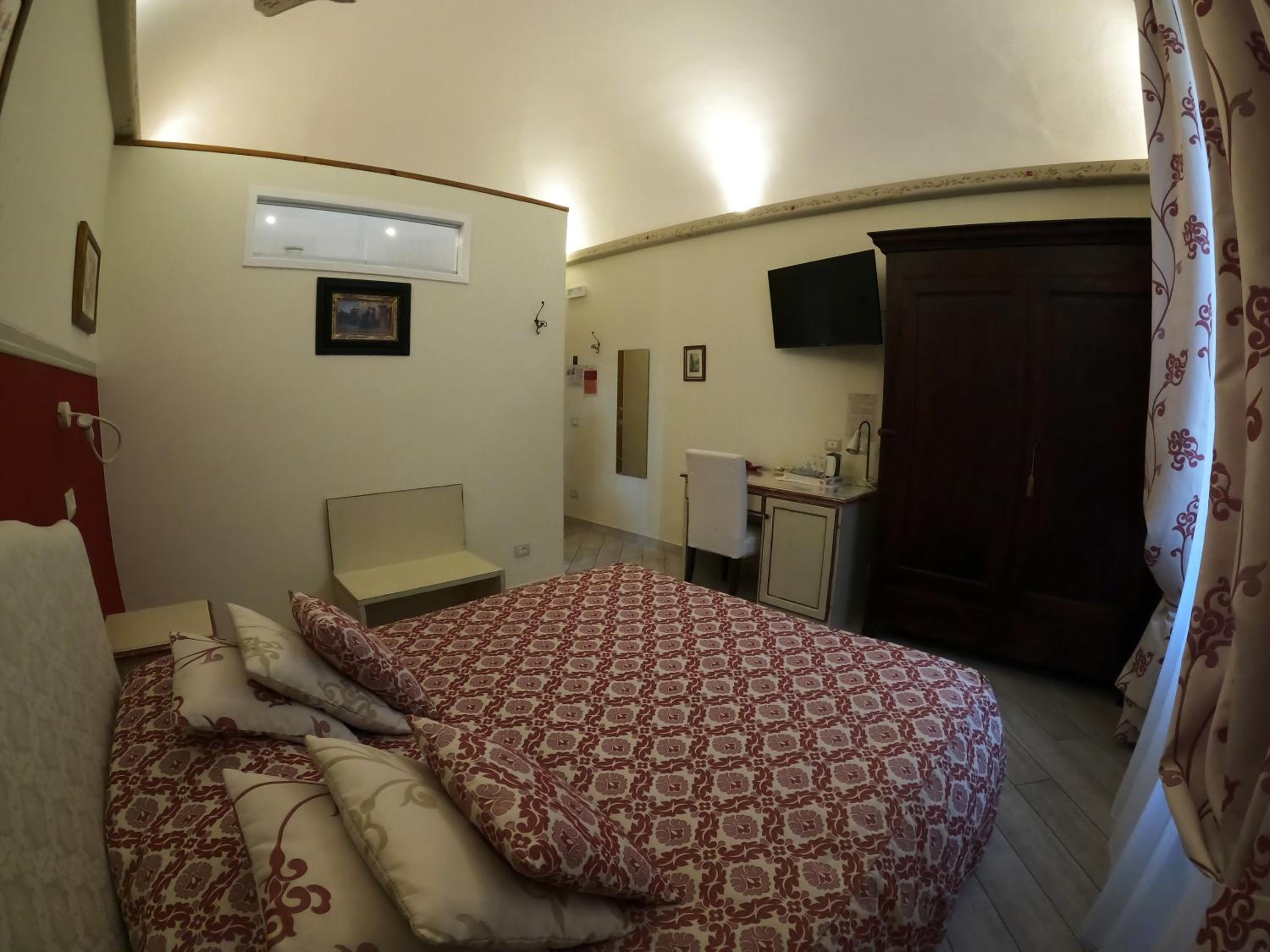 Double Room photo 3