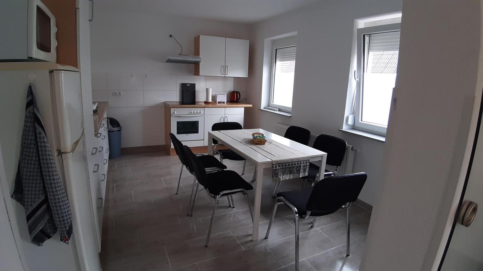 Apartment - Ground Floor photo 3