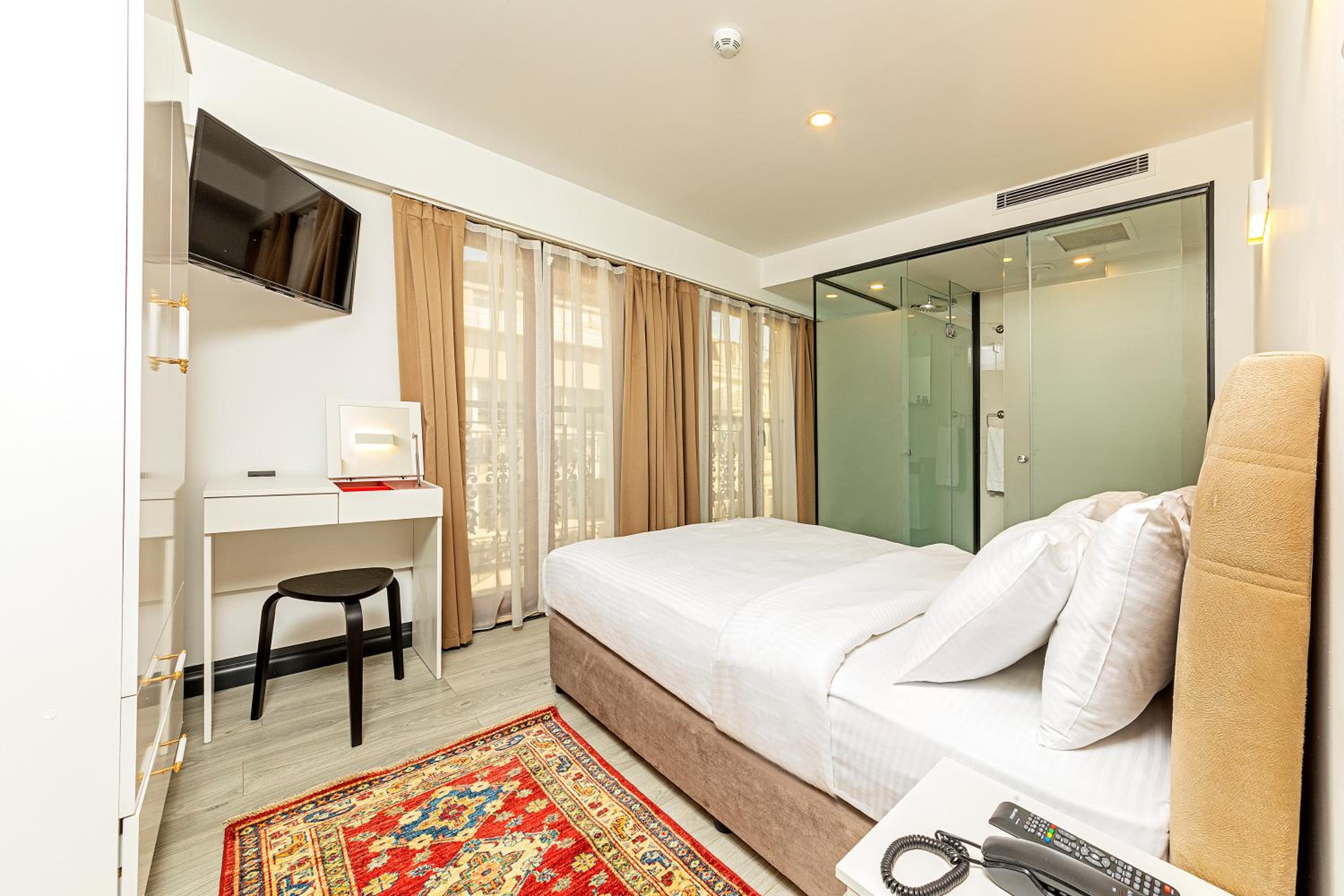 Superior Double Room photo 2