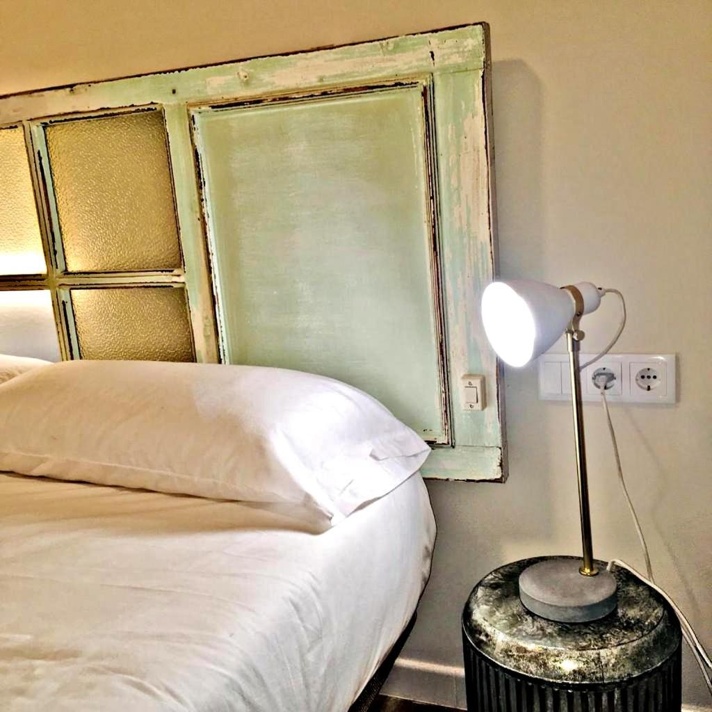 Double Room with Private Bathroom - Photo 13