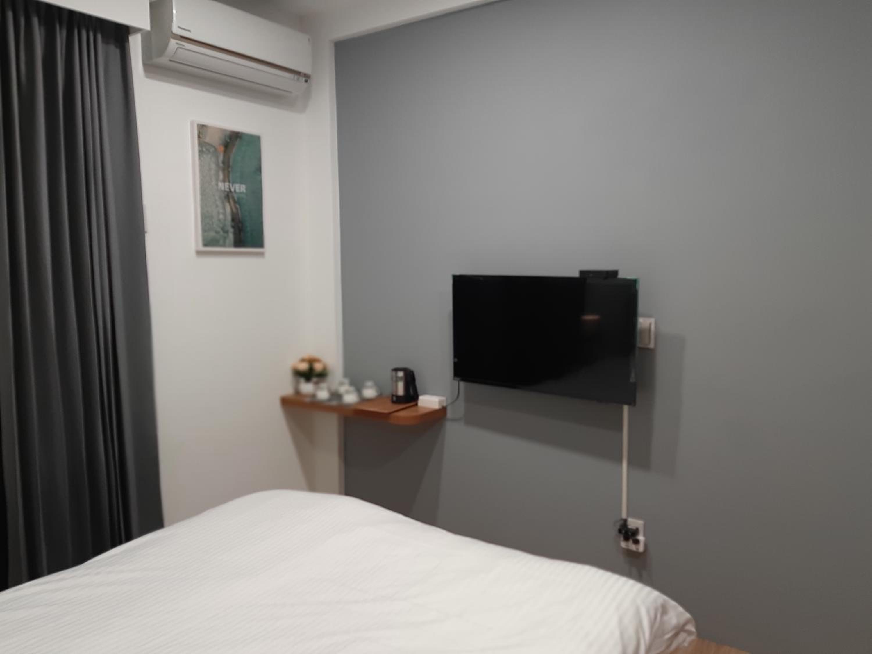 Economy Quadruple Room photo 2