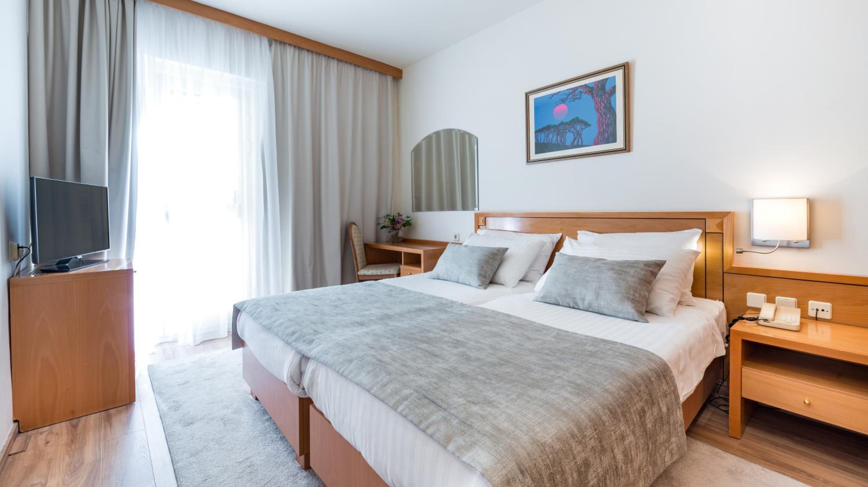 Economy Double or Twin Room