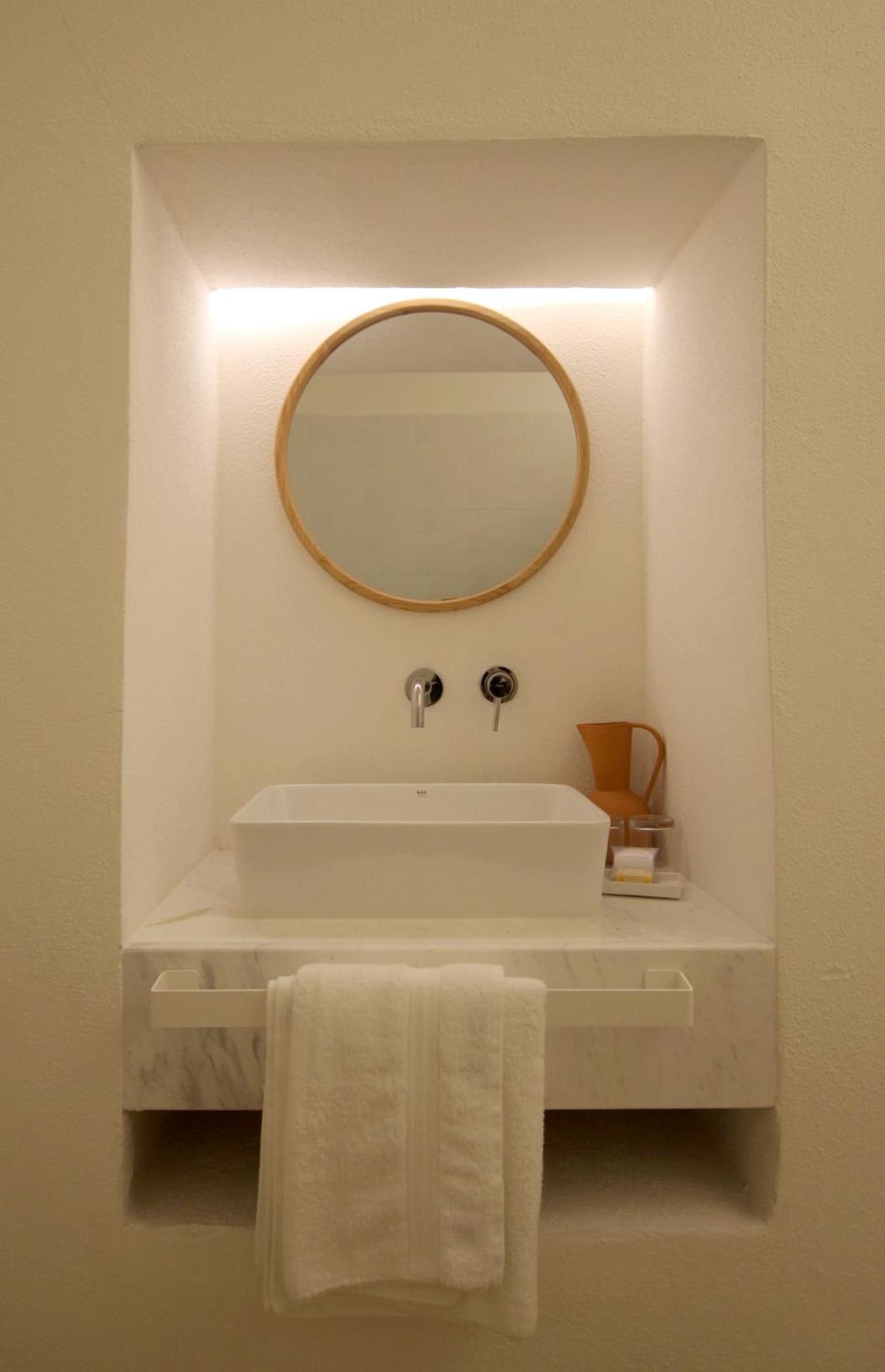 Family Suite with Balcony photo 3