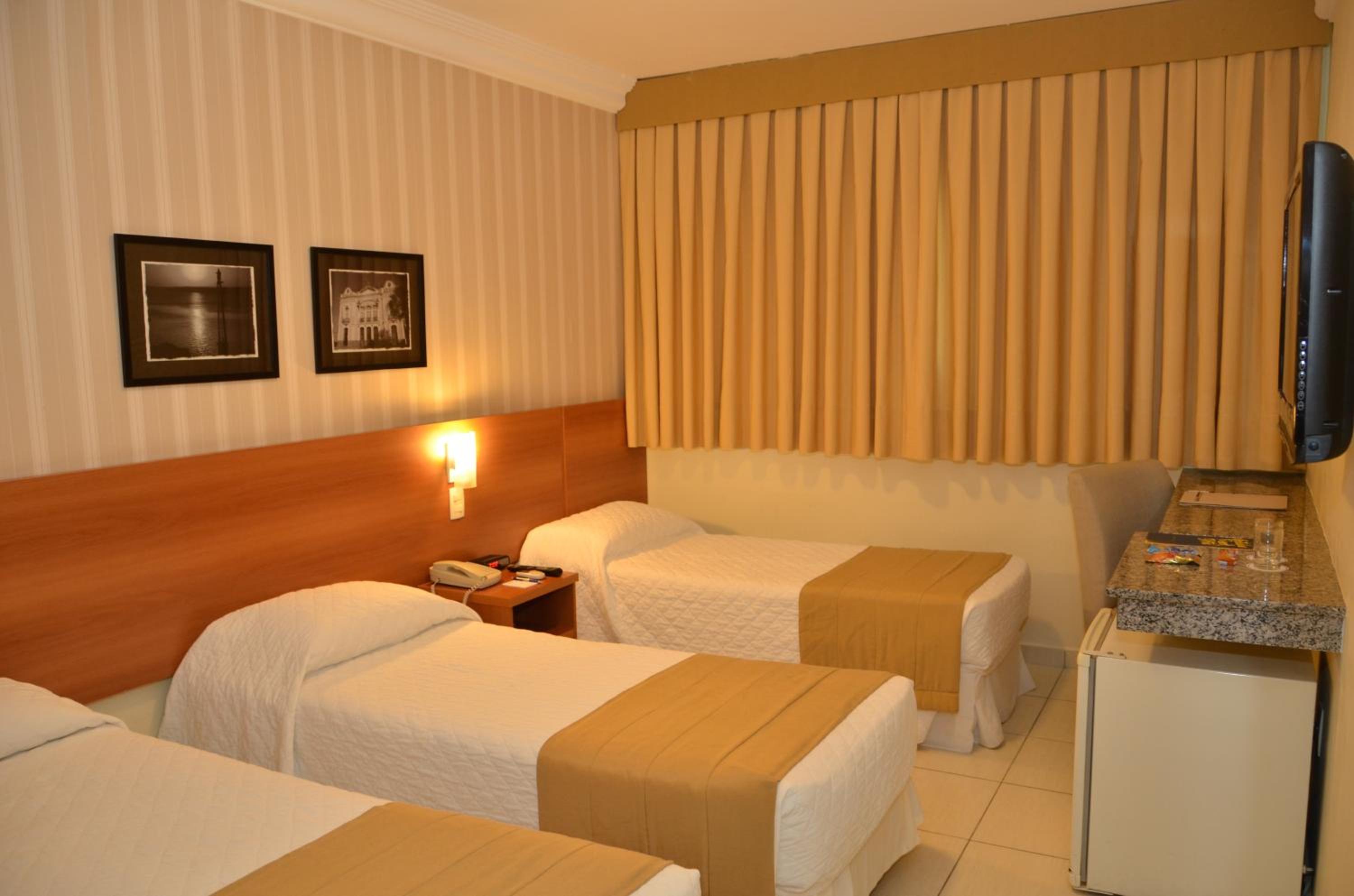 Deluxe Triple Room - Photo 3