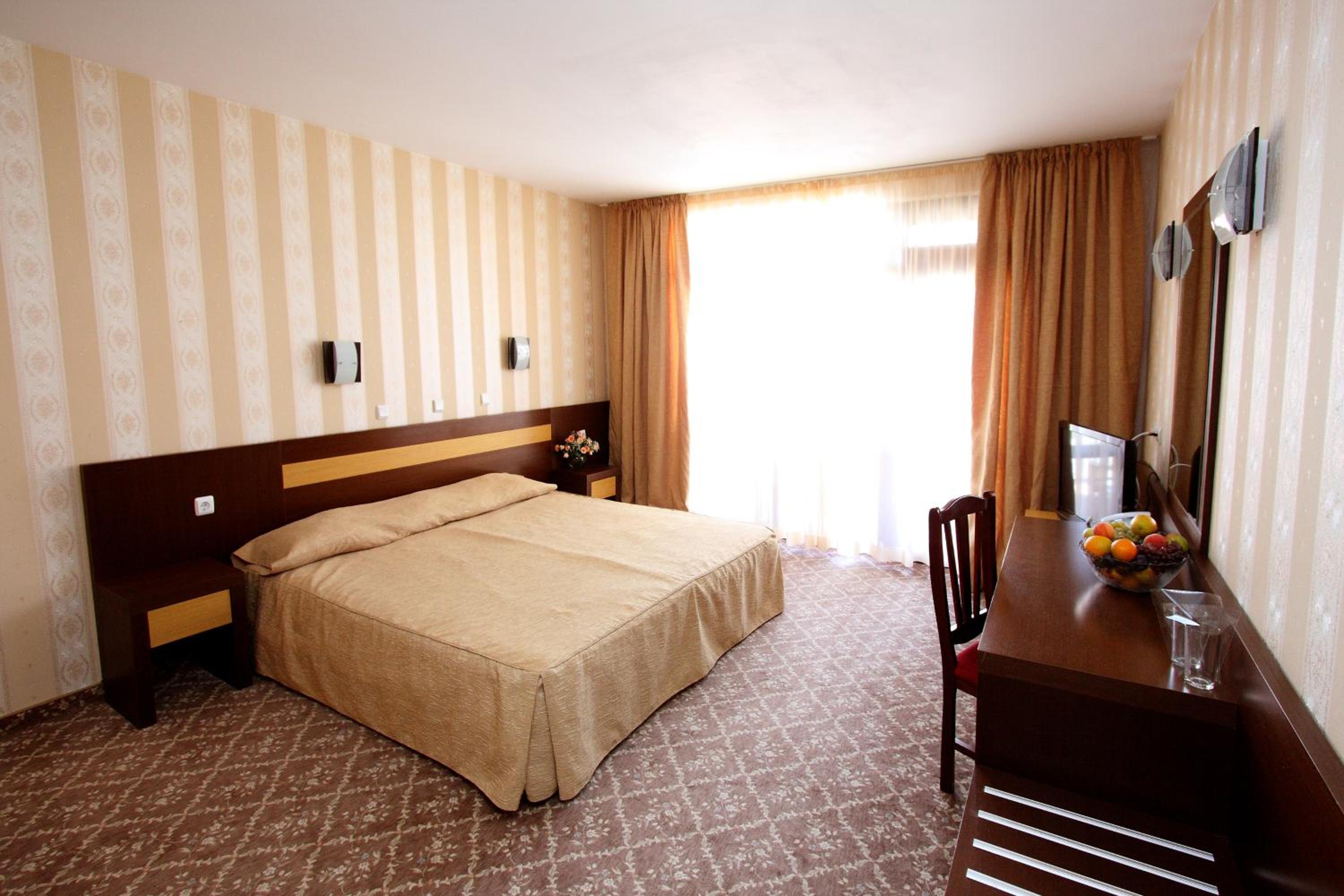 Double or Twin Room with Balcony - All Inclusive - Photo 3
