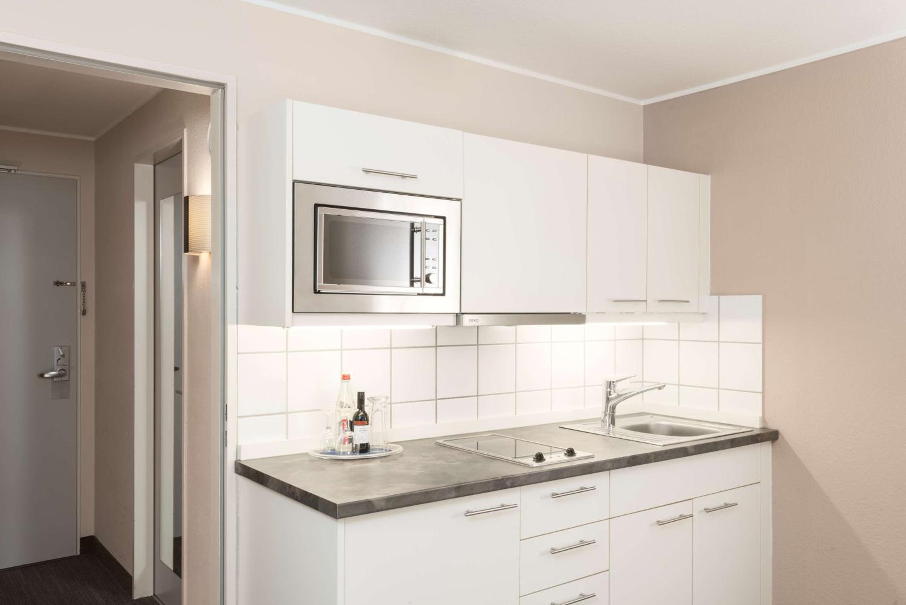Apartment - Photo 2