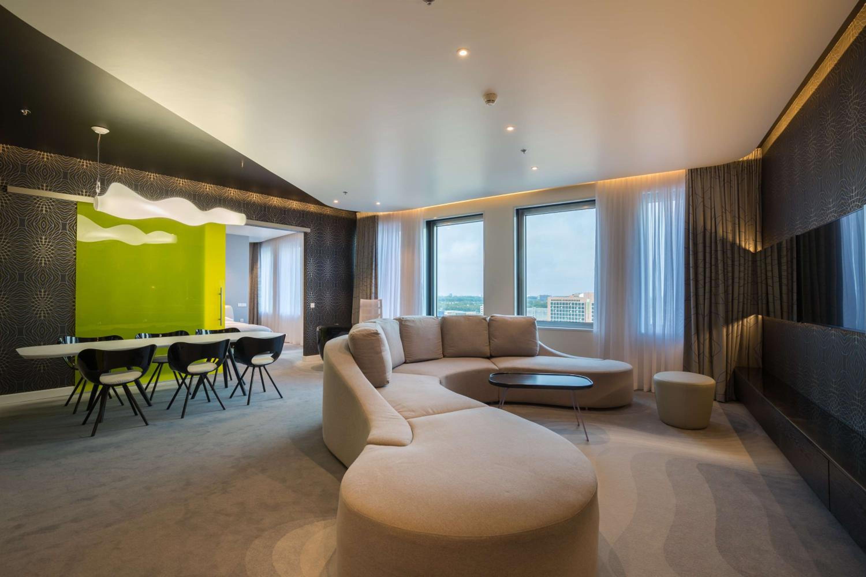 Karim Rashid Suite
