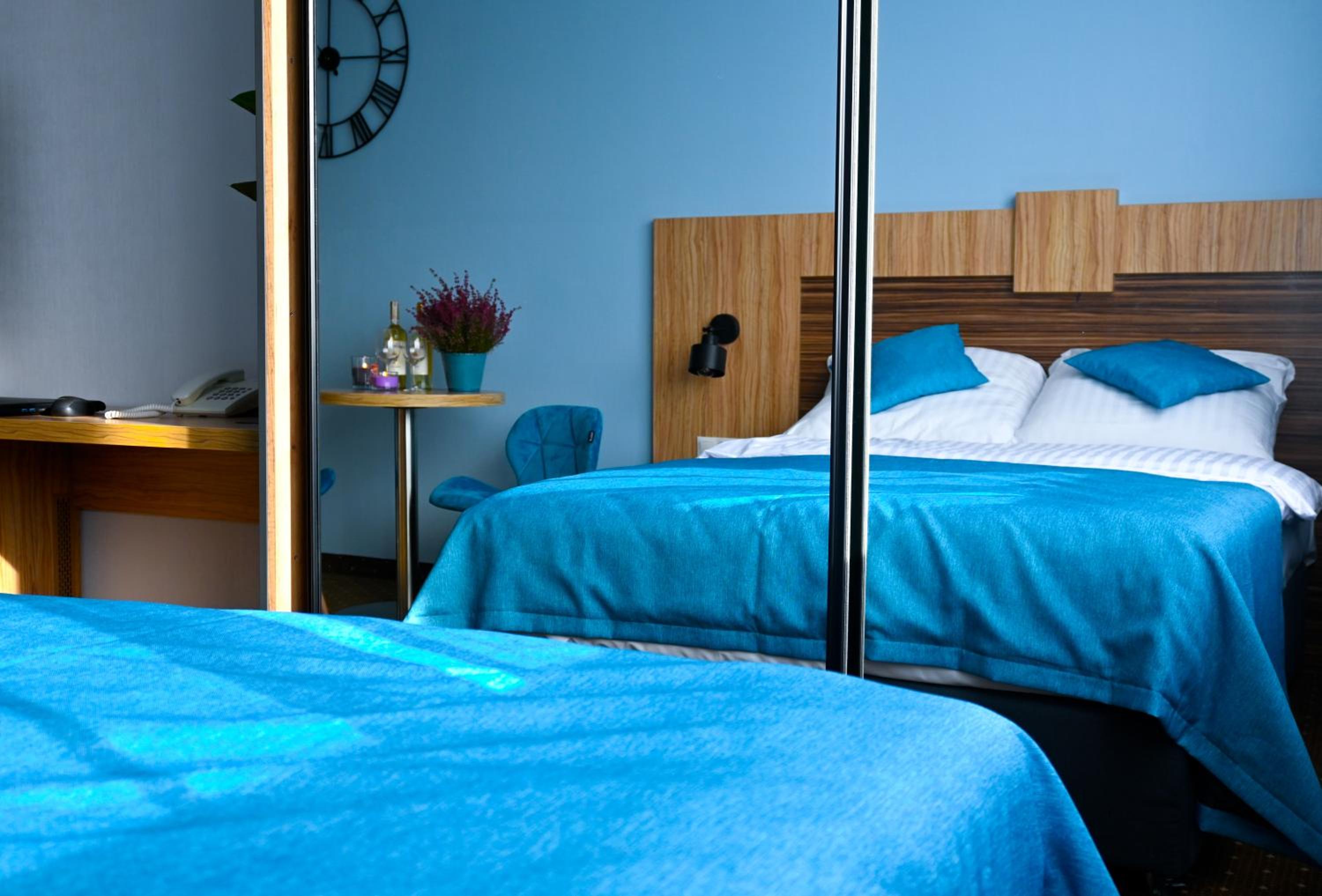 Deluxe Junior Suite - Photo 2