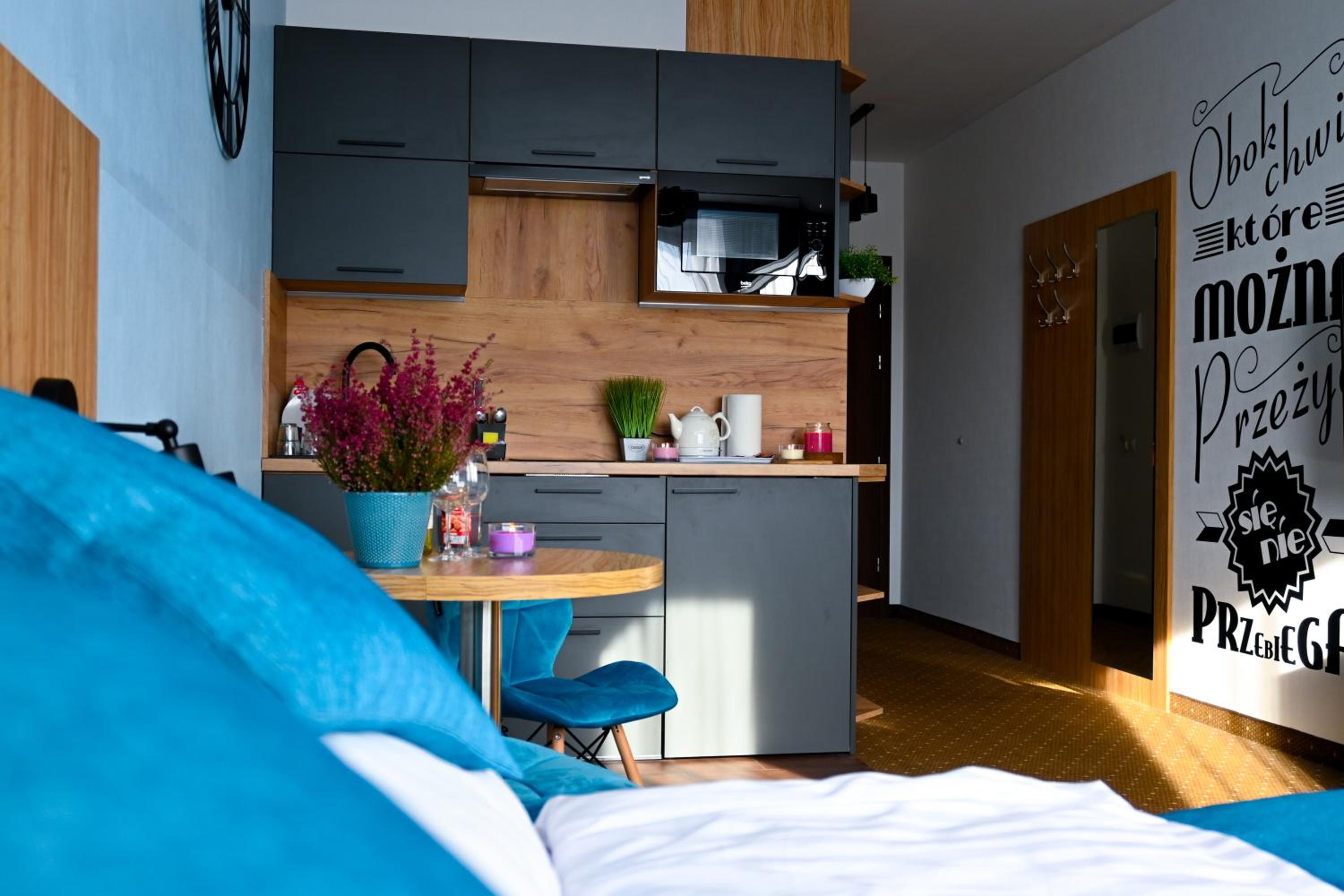 Deluxe Junior Suite - Photo 5