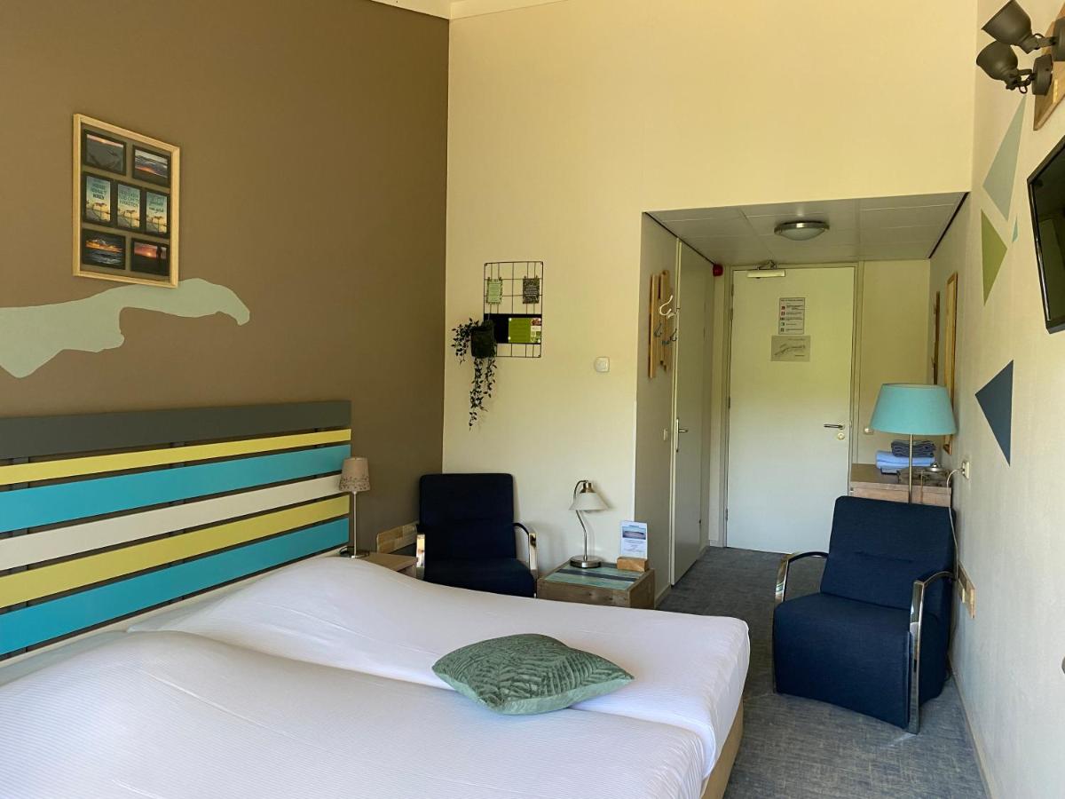Double Room with Shower photo 3