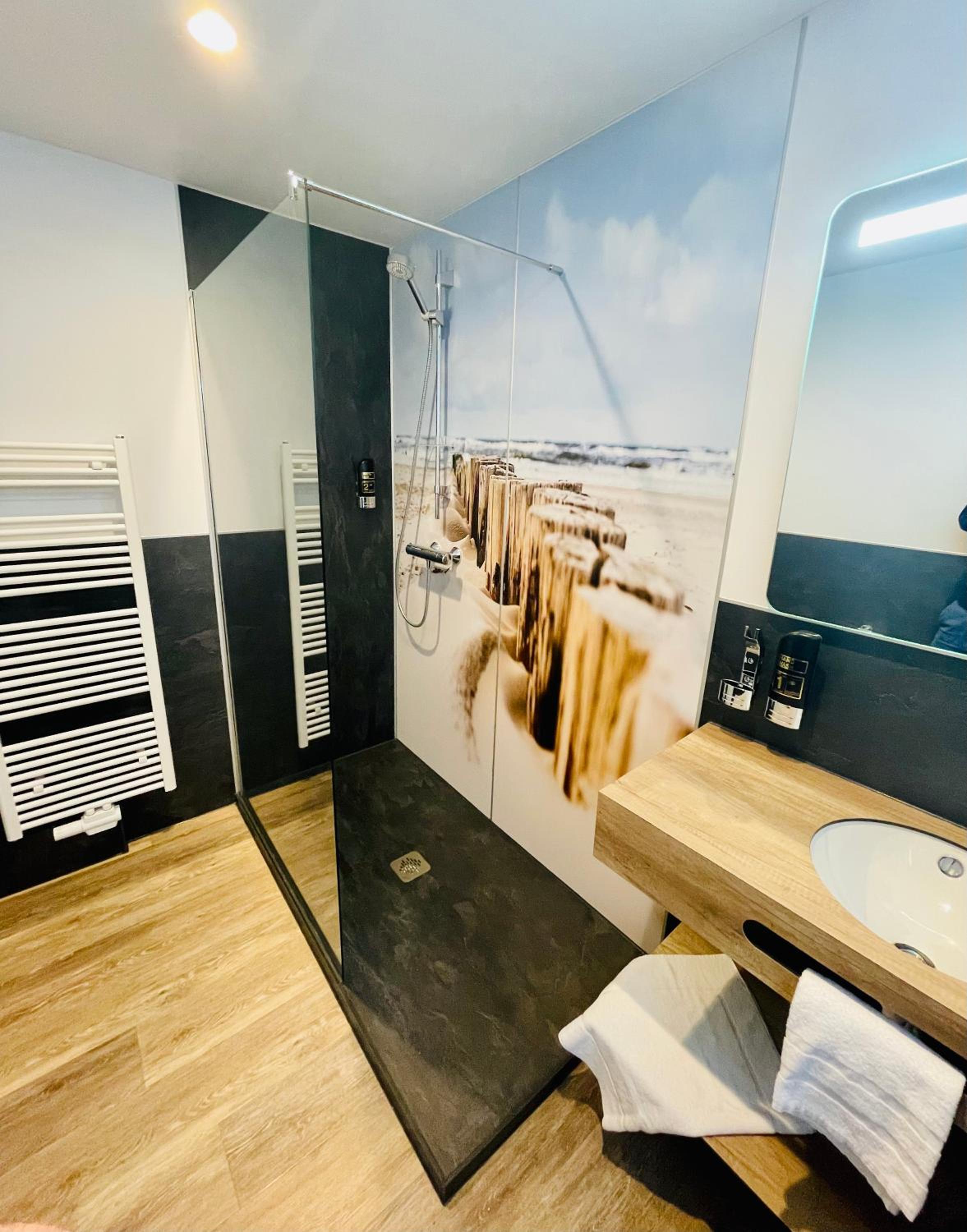 Double Room - Photo 5