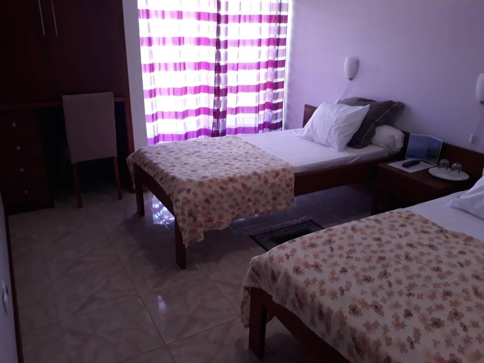 Double or Twin Room with Mountain View photo 3