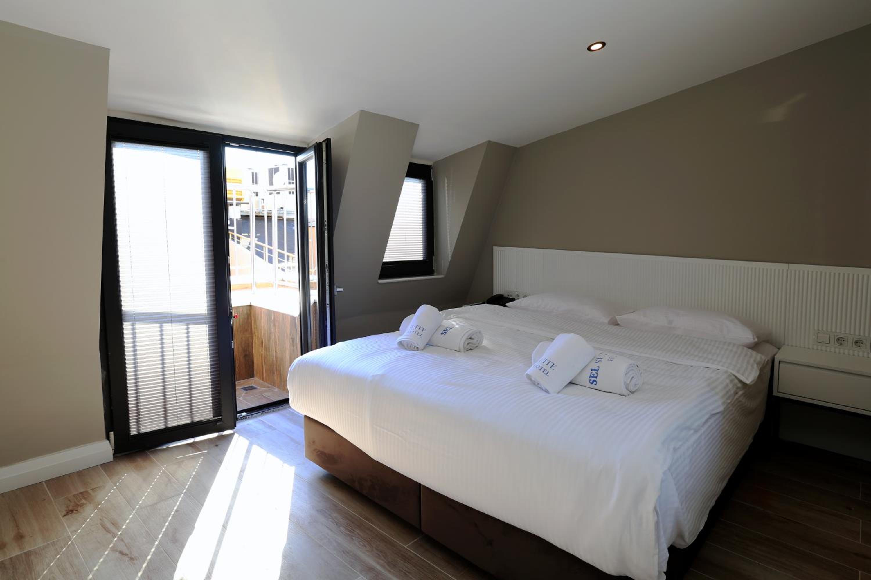 Double Room with Balcony photo 1