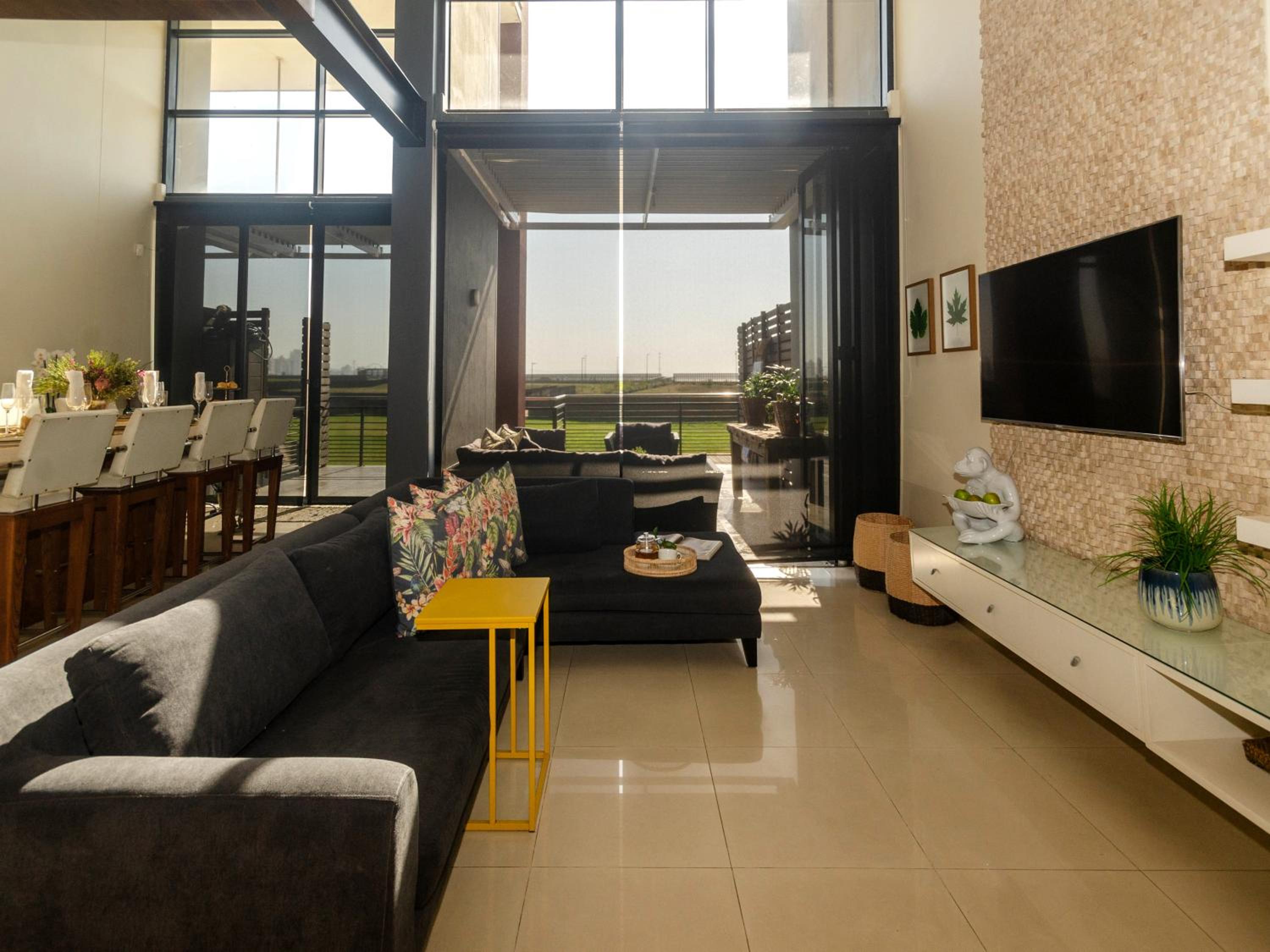 Three-Bedroom Apartment - Split Level - Photo 19