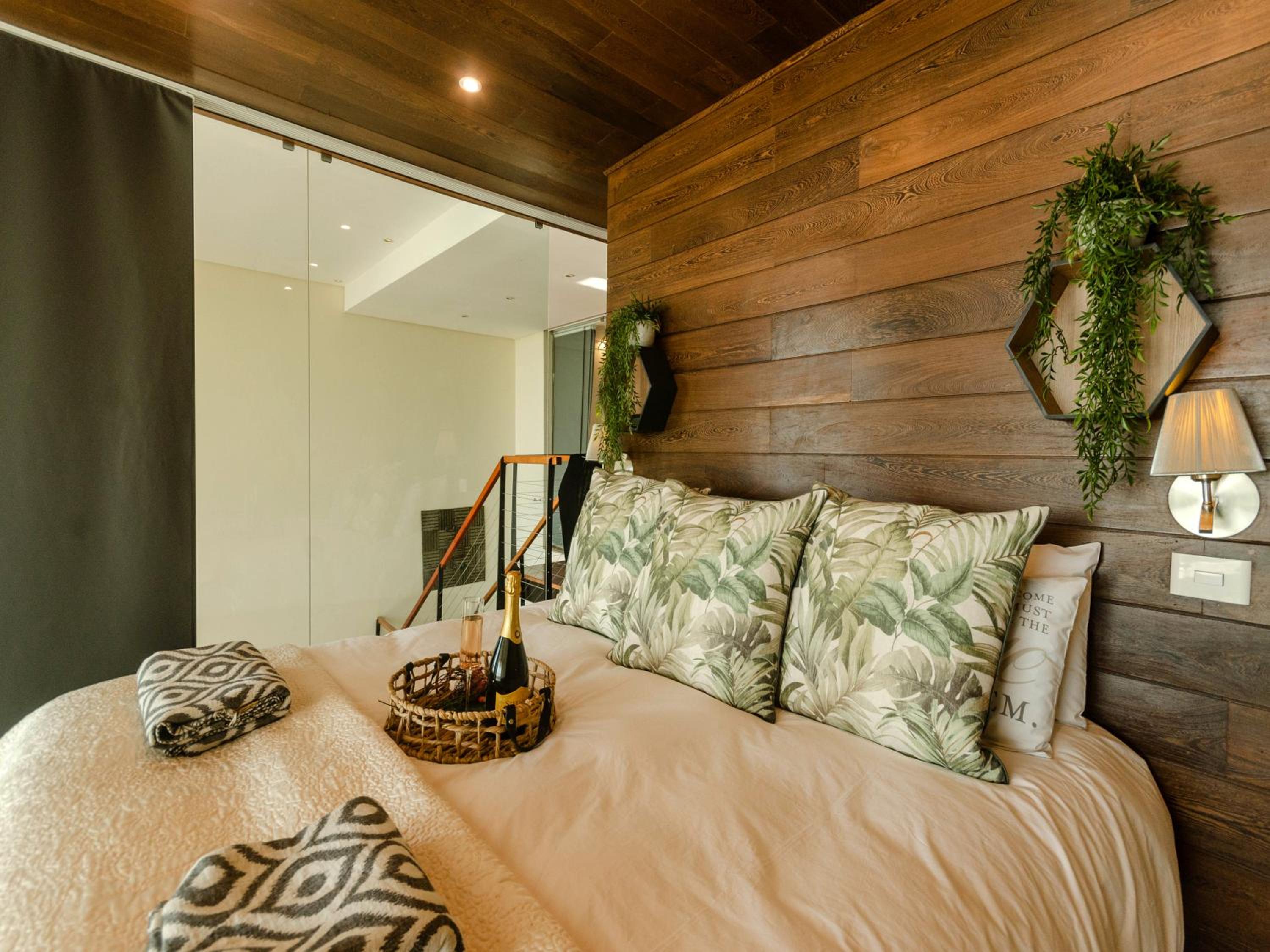 Three-Bedroom Apartment - Split Level - Photo 21
