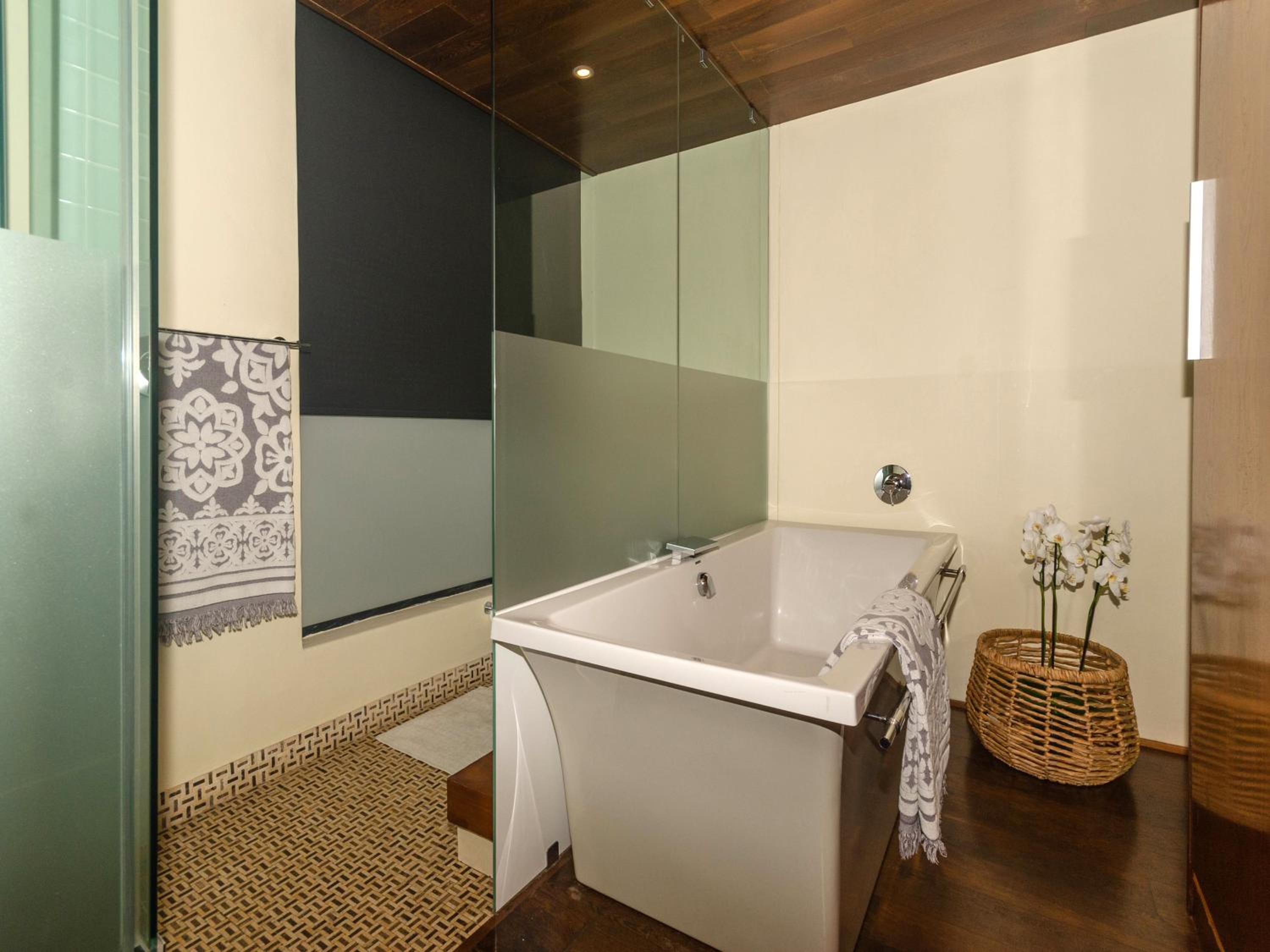 Three-Bedroom Apartment - Split Level - Photo 22