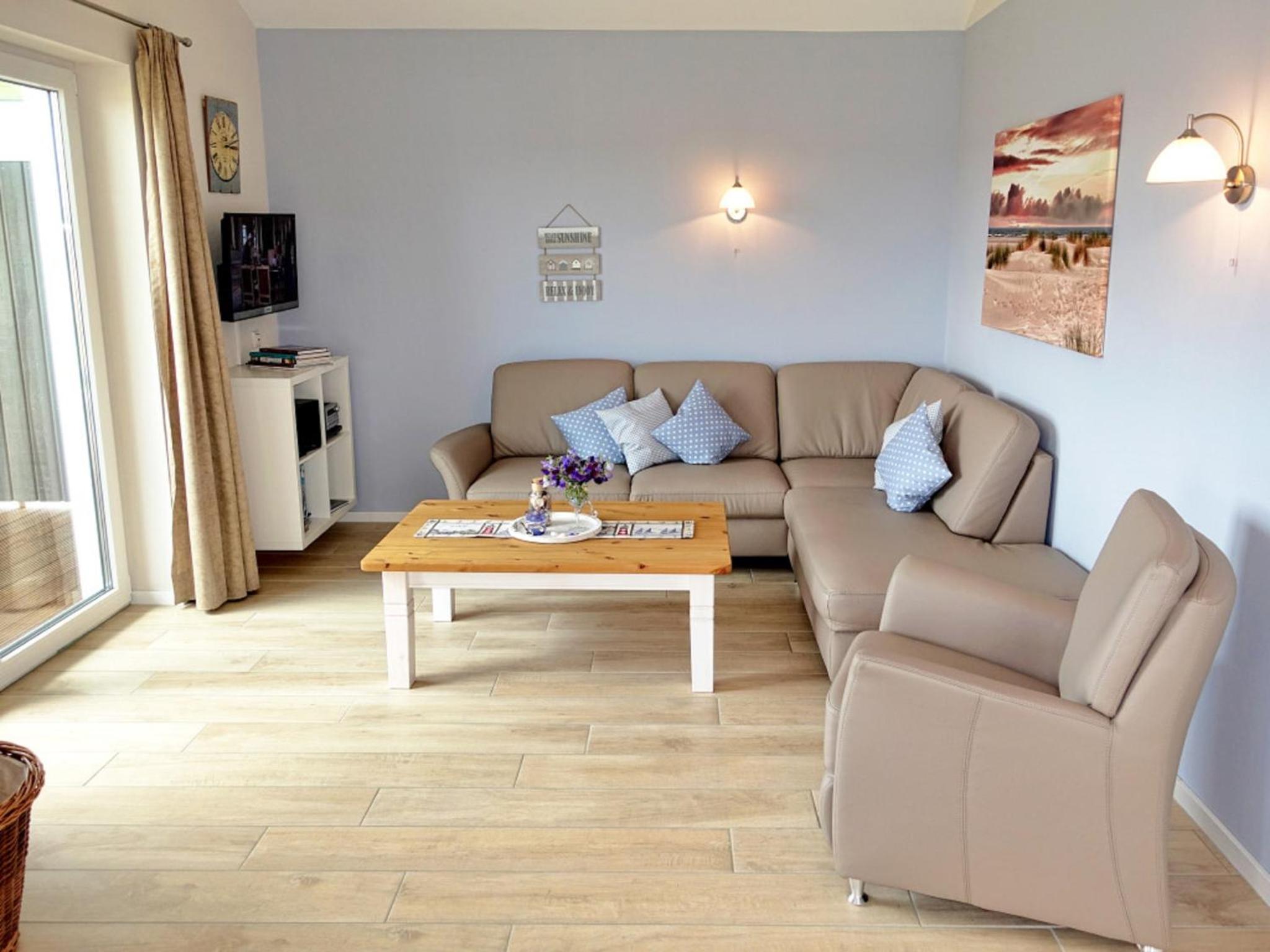 Three-Bedroom Apartment with Terrace photo 1