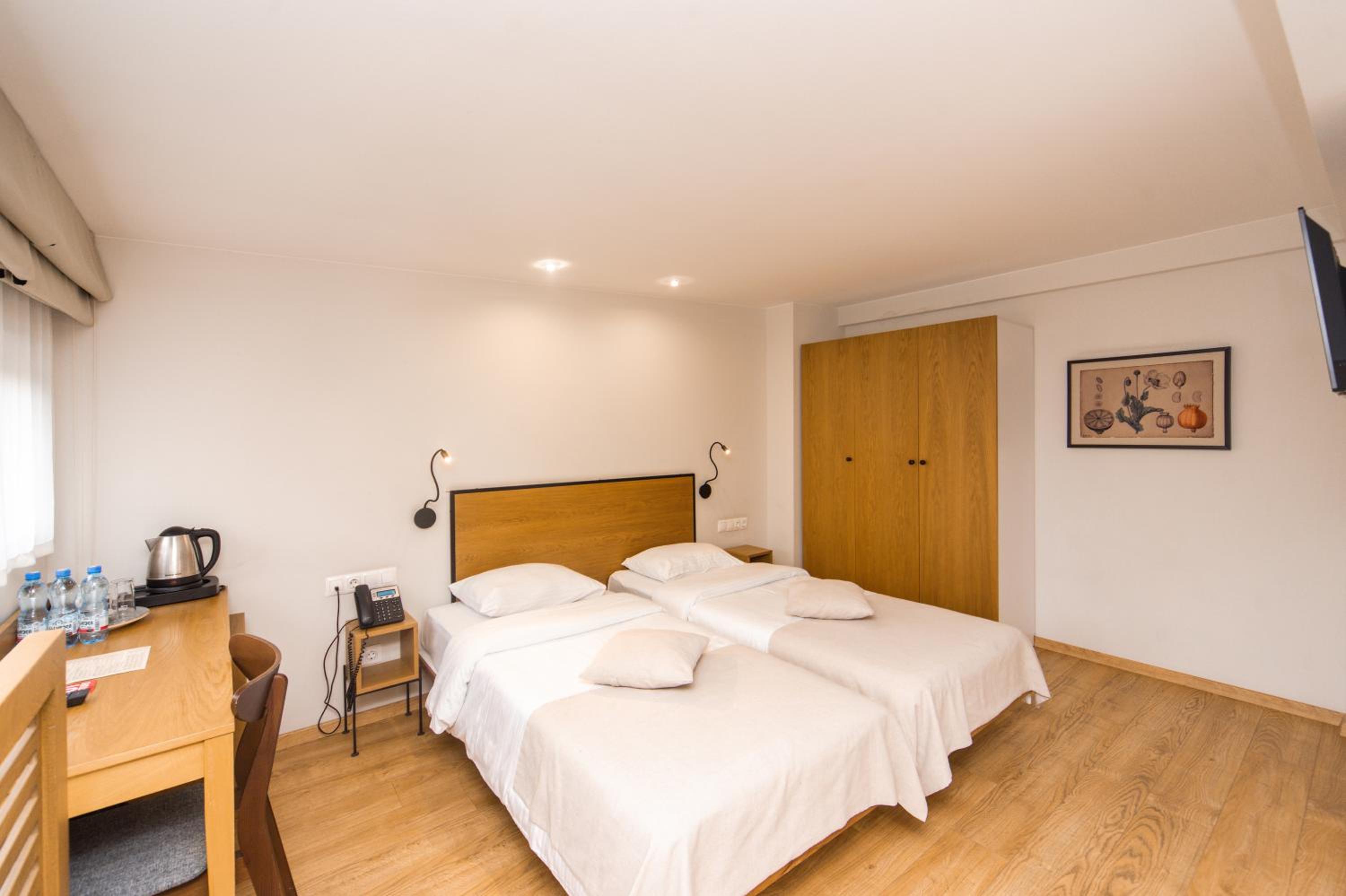 Triple Room with Garden View photo 3