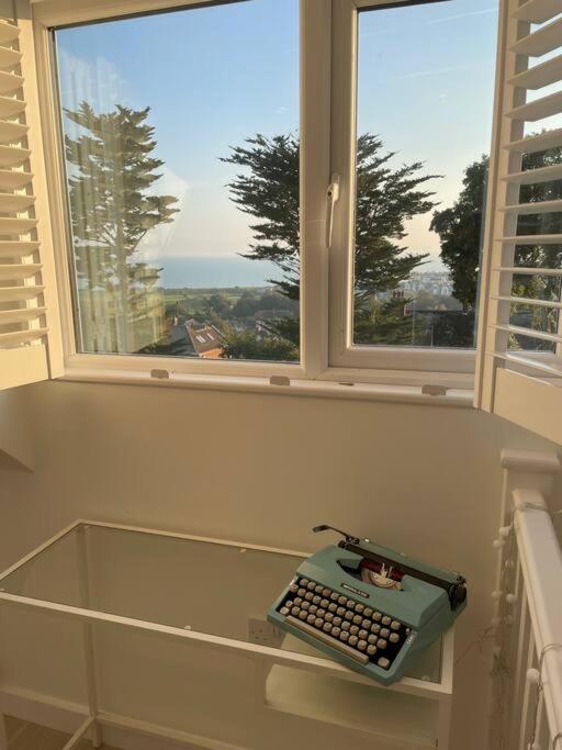 One-Bedroom House - Photo 3