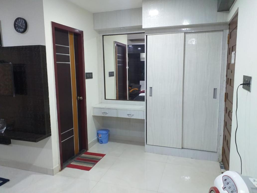 Deluxe Double or Twin Room with Balcony - Photo 2