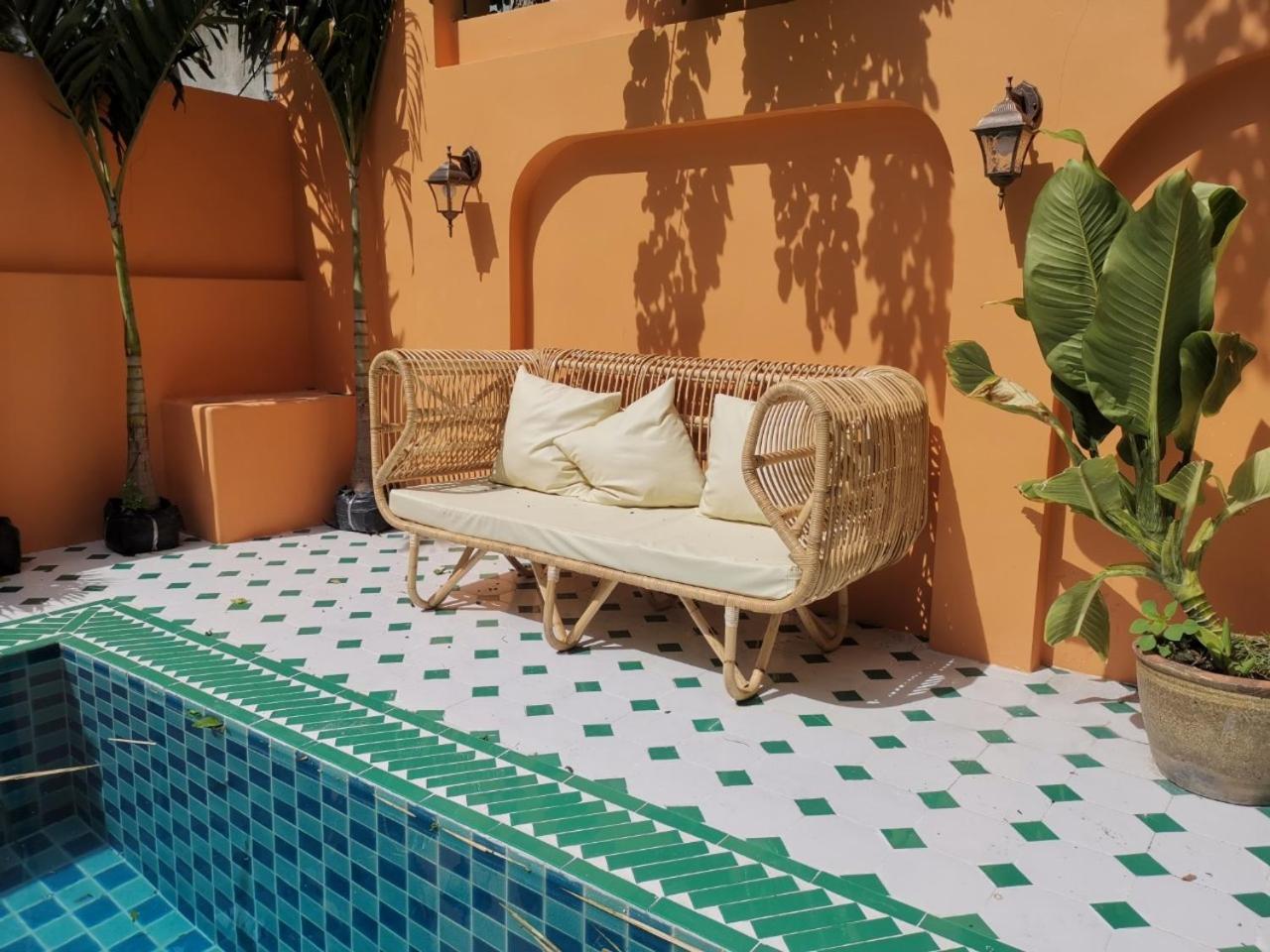Four-Bedroom Villa with Private Pool - Photo 18