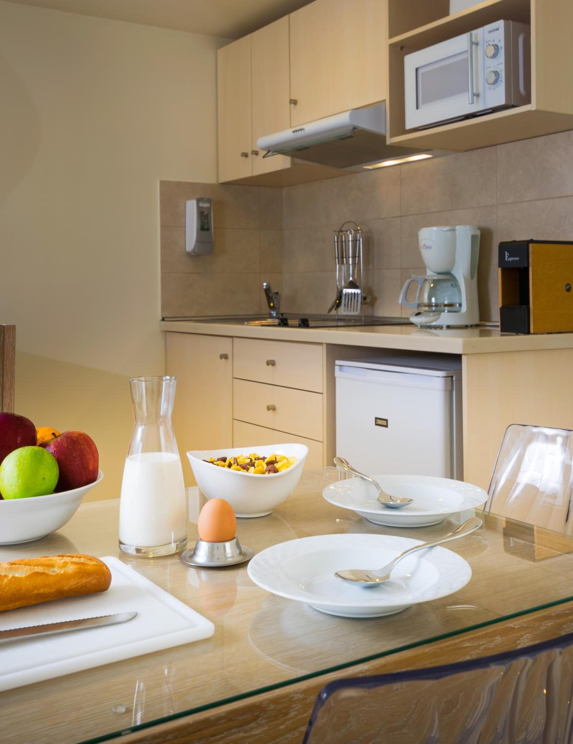 Deluxe Apartment (2-5 Adults) with Garden View