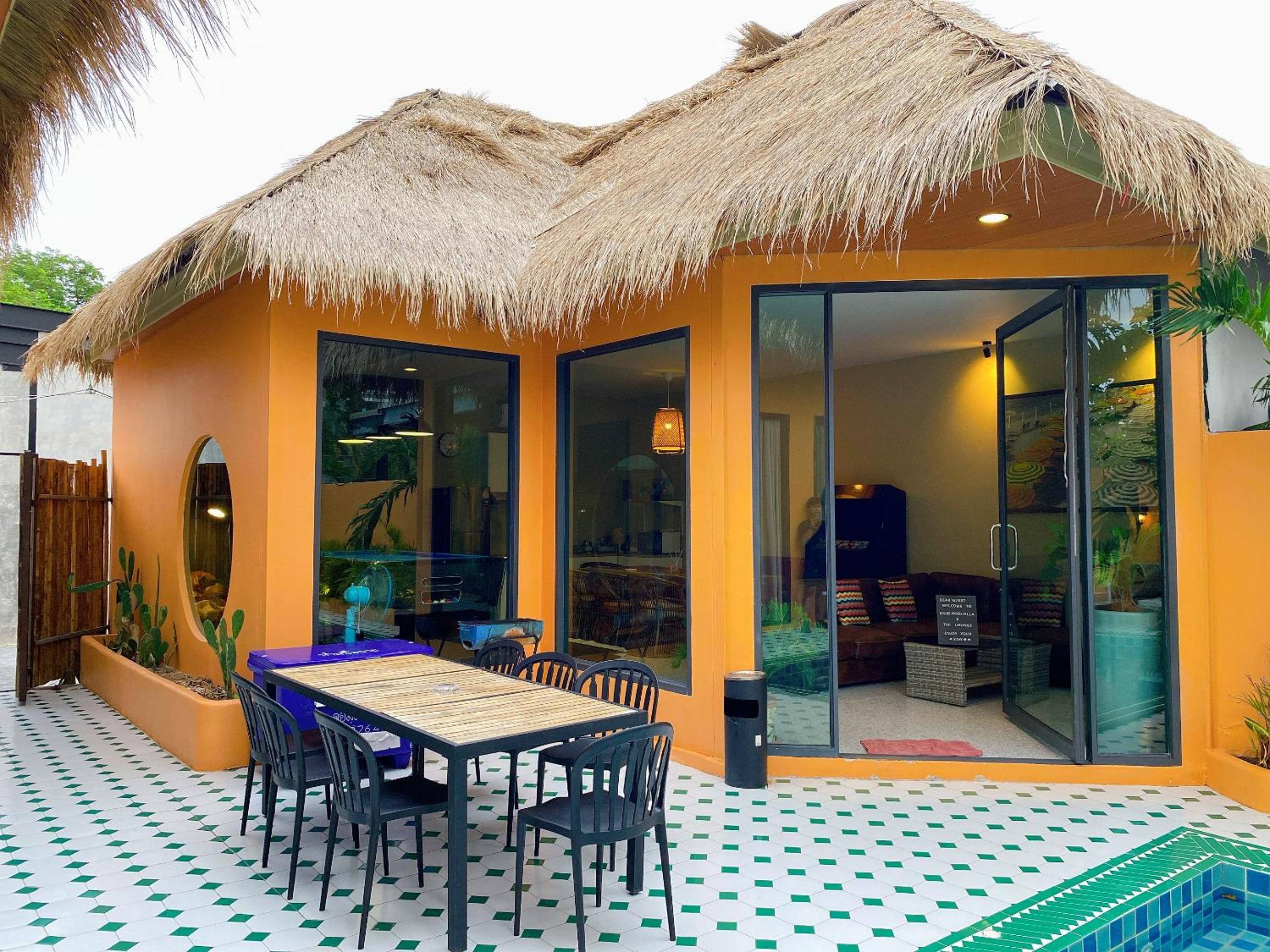 Four-Bedroom Villa with Private Pool - Photo 6