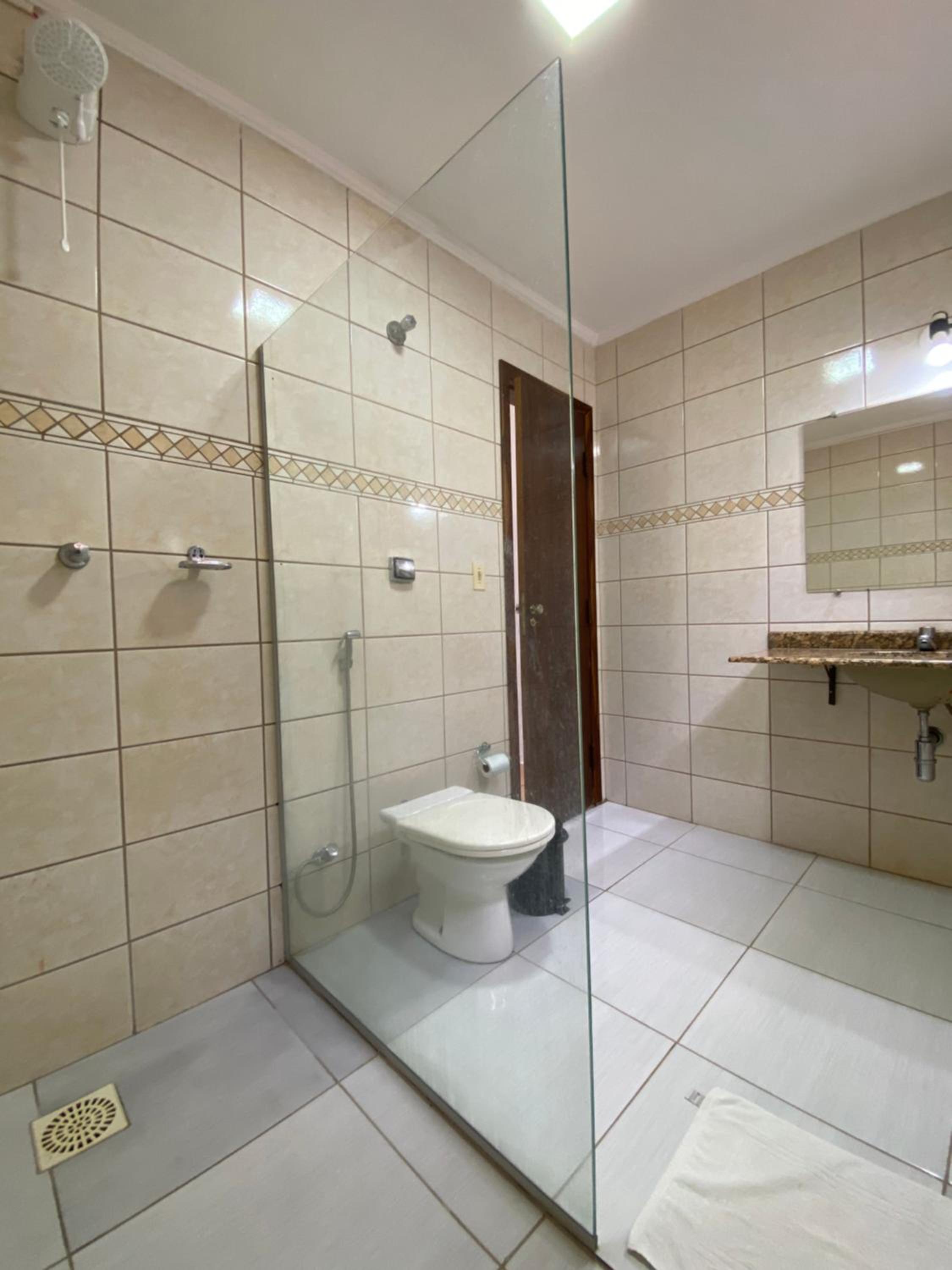 Triple Room with Private Bathroom photo 2